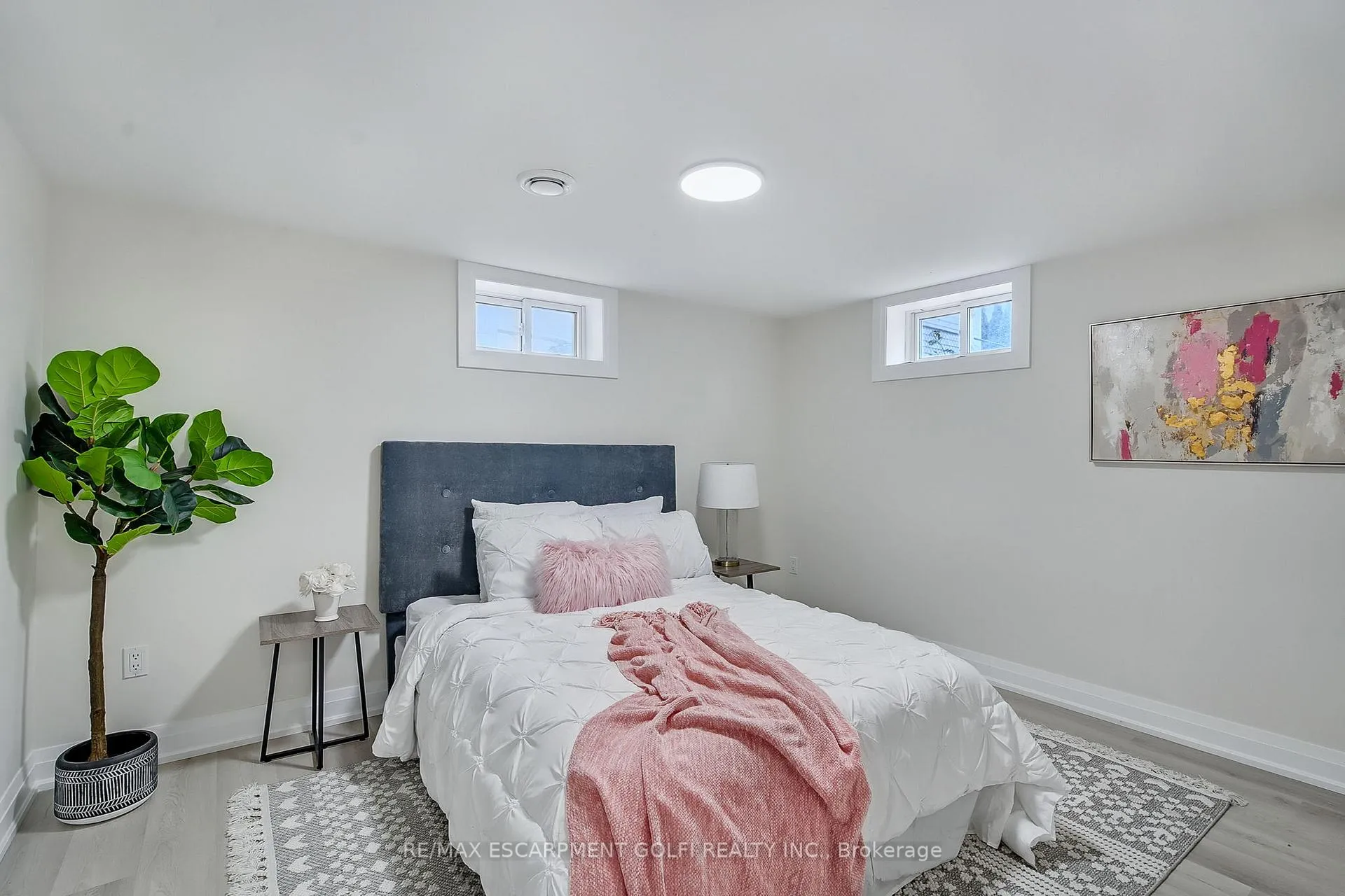Photo 27 of 13 Bishops Road, St. Catharines, Vine/Linwell — HOMEH