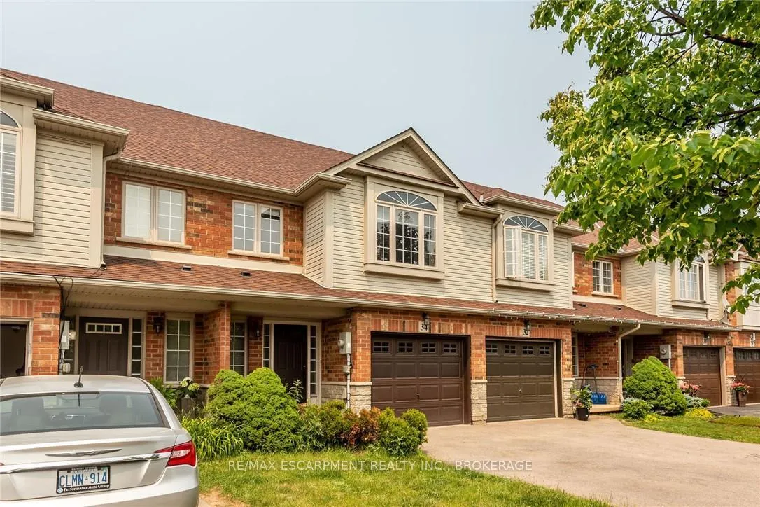 Photo 5 of 34 Elderberry Avenue, Grimsby, Grimsby West — HOMEH