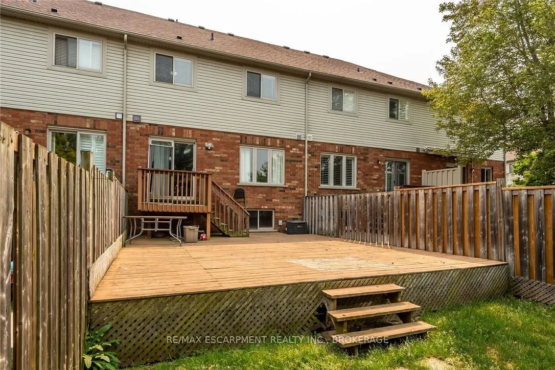 Photo 39 of 34 Elderberry Avenue, Grimsby, Grimsby West — HOMEH