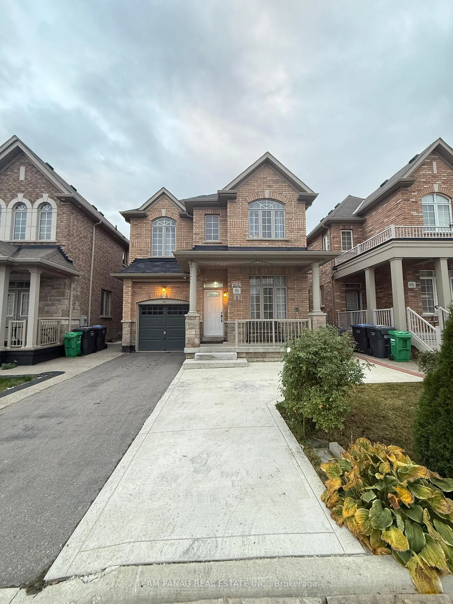 Photo 1 of 9 Grove End Way, Brampton, Sandringham-Wellington North — HOMEH