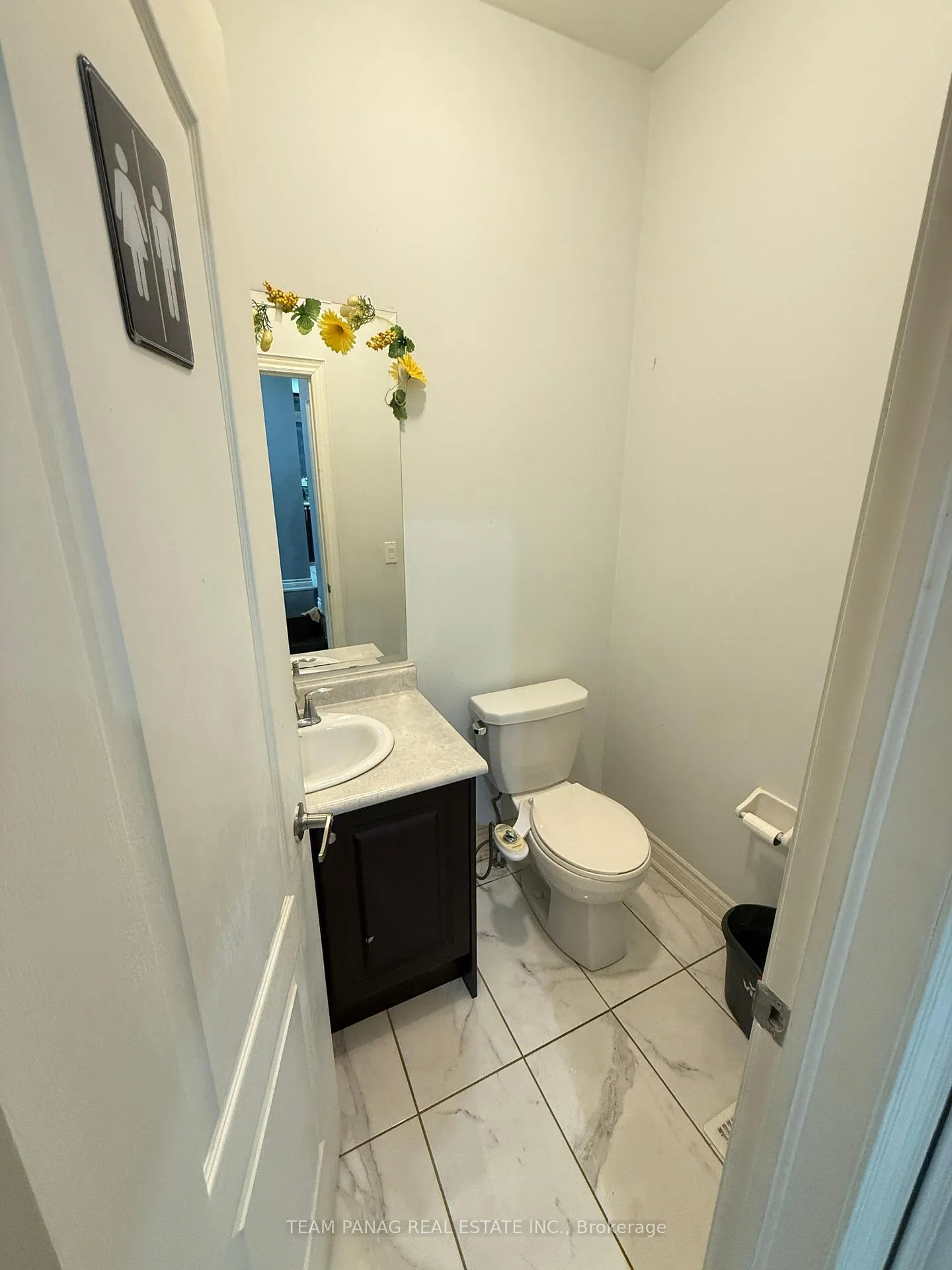 Photo 6 of 9 Grove End Way, Brampton, Sandringham-Wellington North — HOMEH