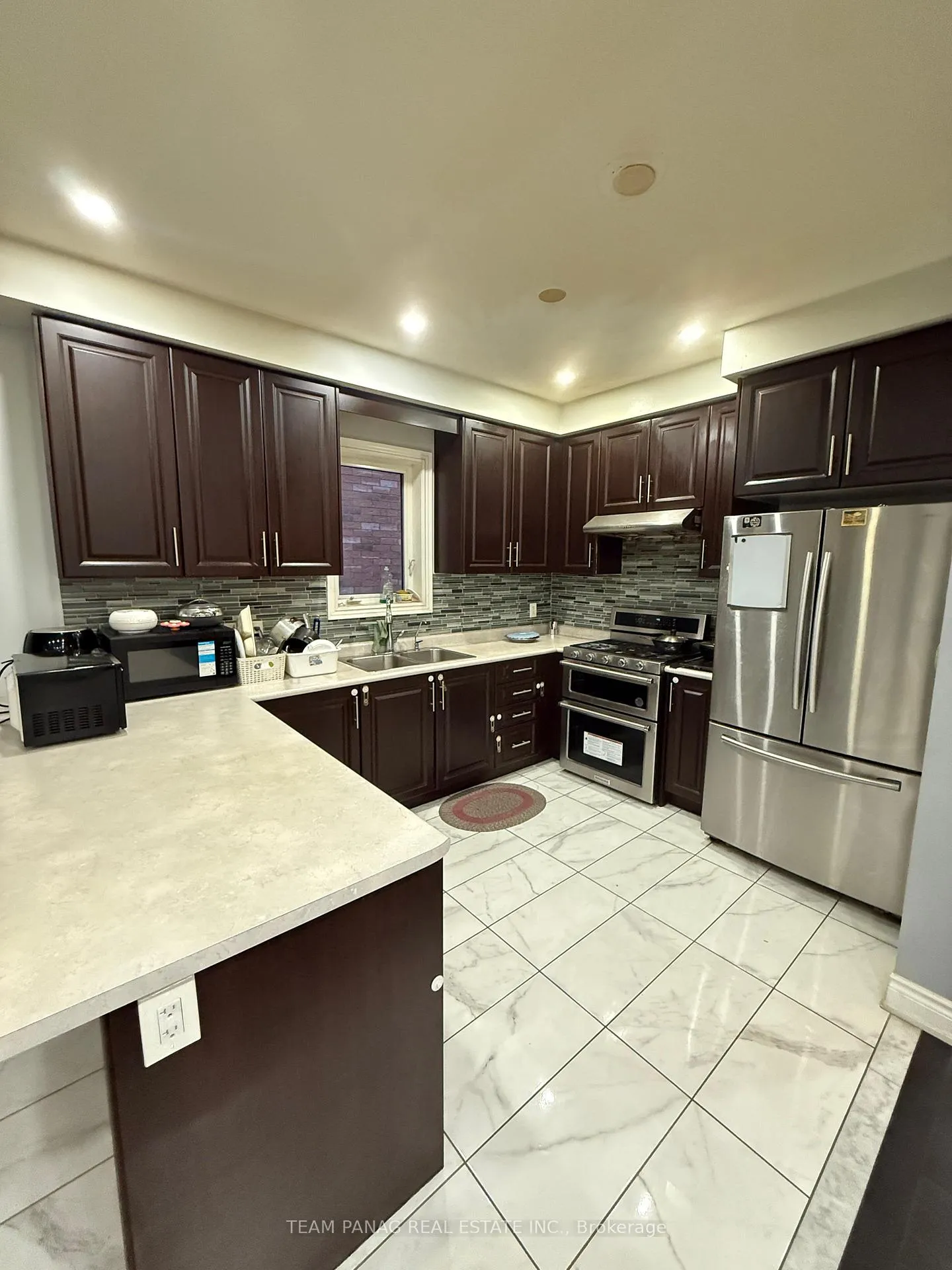 Photo 19 of 9 Grove End Way, Brampton, Sandringham-Wellington North — HOMEH
