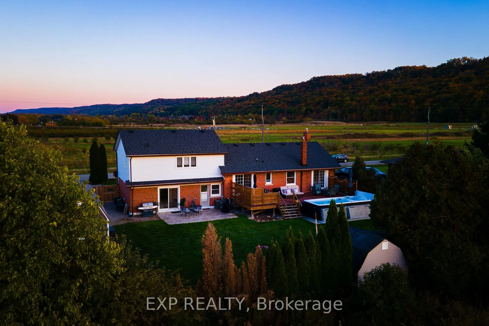 Photo 5 of 187 Lewis Road, Hamilton, Winona — HOMEH
