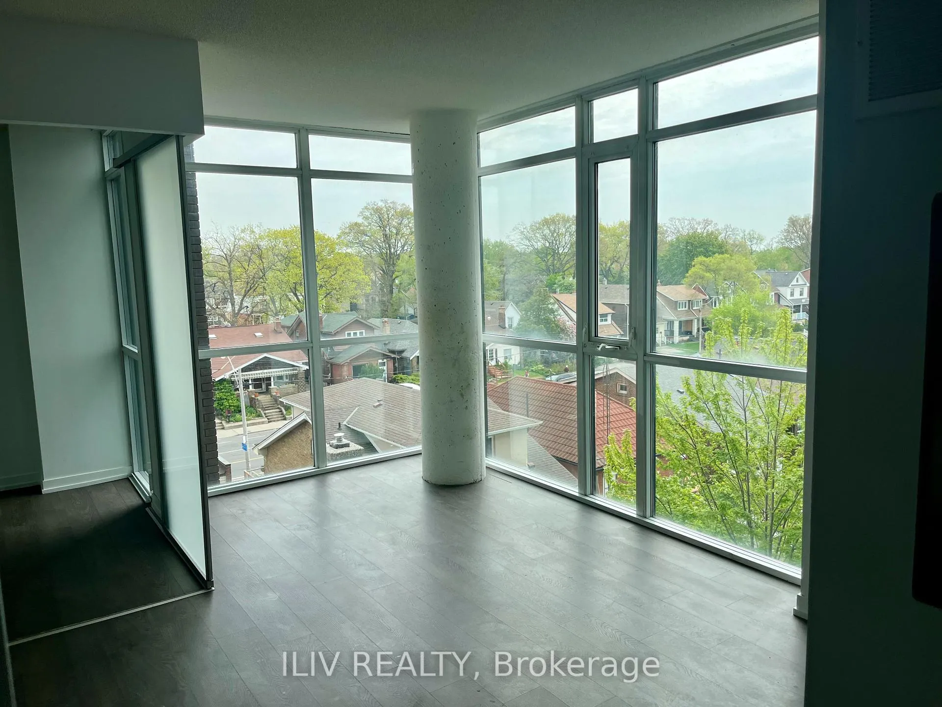 Photo 15 of Unit 508, 2055 Danforth Avenue, Toronto, Woodbine Corridor — HOMEH