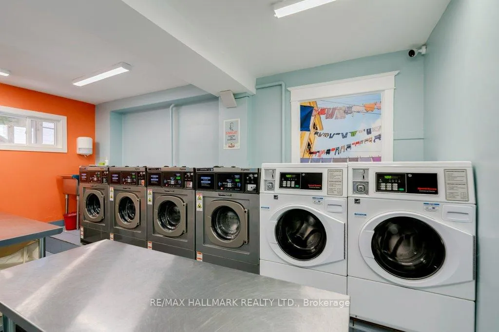Photo 4 of 935 Kingston Road, Toronto, The Beaches — HOMEH