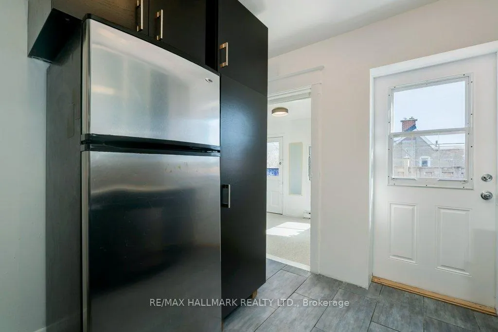 Photo 12 of 935 Kingston Road, Toronto, The Beaches — HOMEH