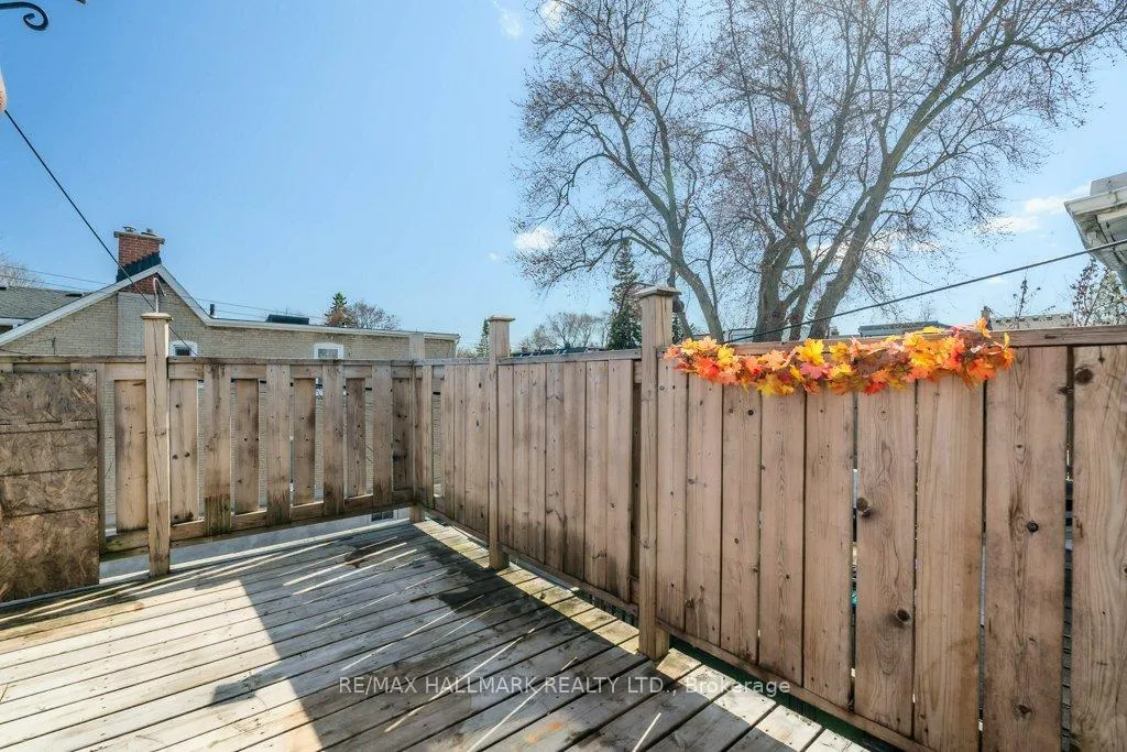 Photo 14 of 935 Kingston Road, Toronto, The Beaches — HOMEH