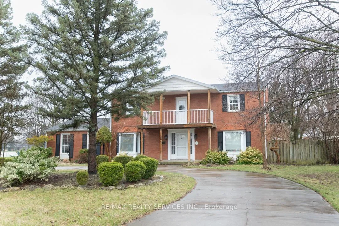 Photo 2 of 571 Sandra Crescent, Chatham-Kent, Wallaceburg — HOMEH
