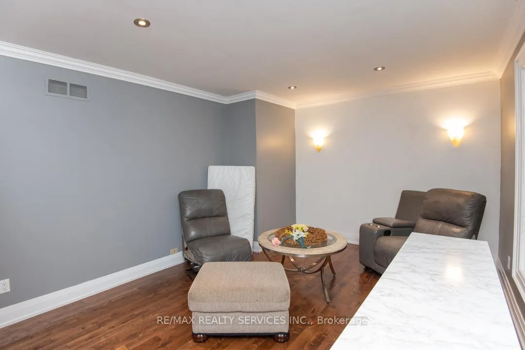 Photo 8 of 571 Sandra Crescent, Chatham-Kent, Wallaceburg — HOMEH