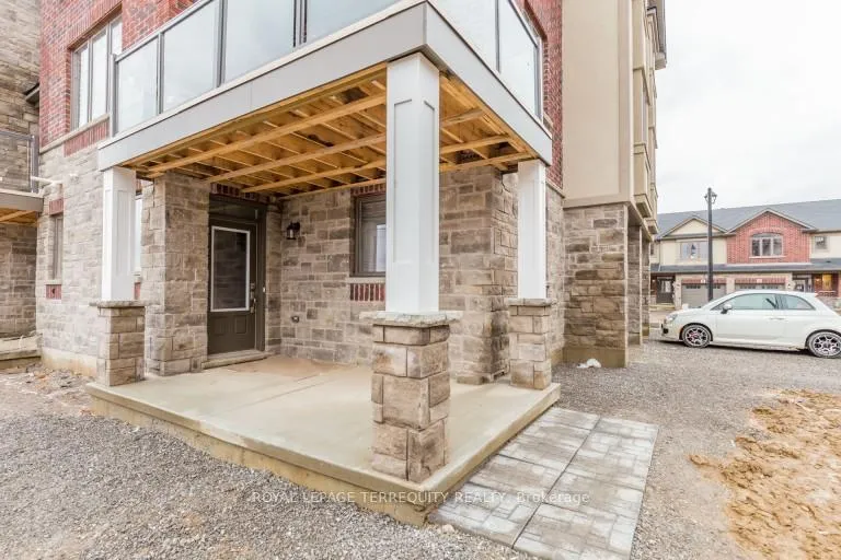 Photo 3 of 7 Egleston Lane, Hamilton, Ancaster — HOMEH