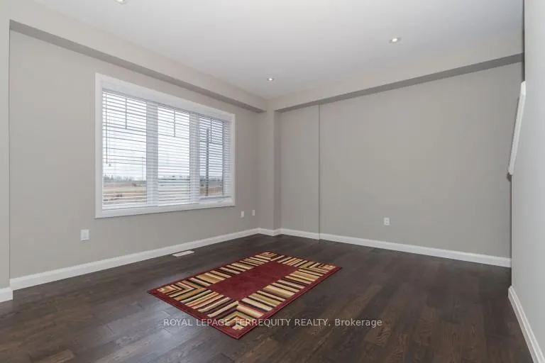 Photo 20 of 7 Egleston Lane, Hamilton, Ancaster — HOMEH