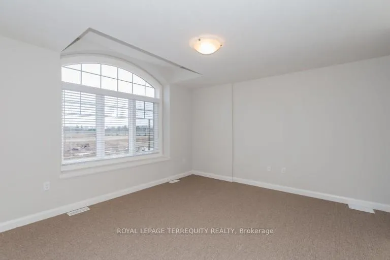 Photo 30 of 7 Egleston Lane, Hamilton, Ancaster — HOMEH