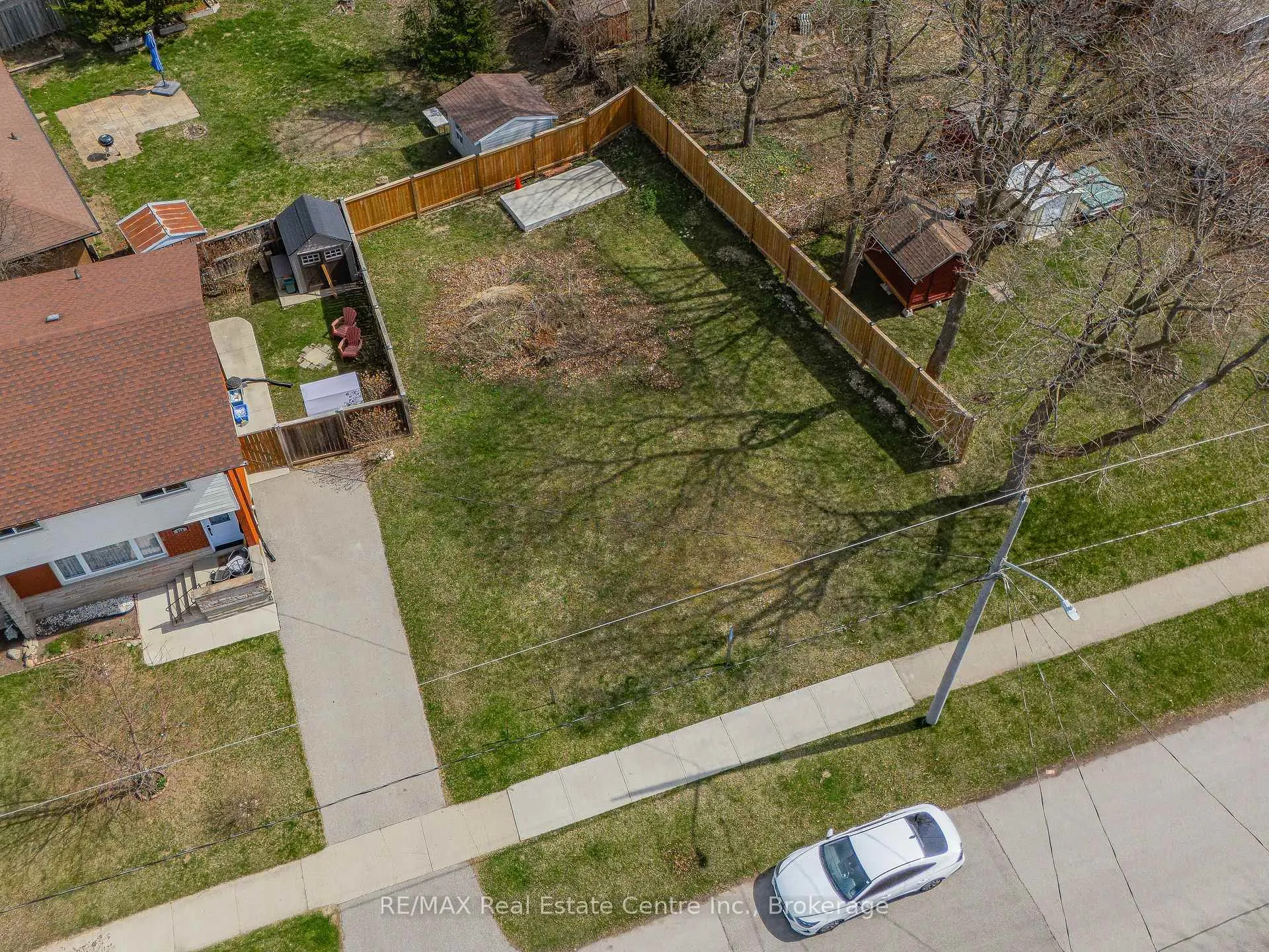 Photo 4 of 332 Prospect Avenue, Kitchener — HOMEH