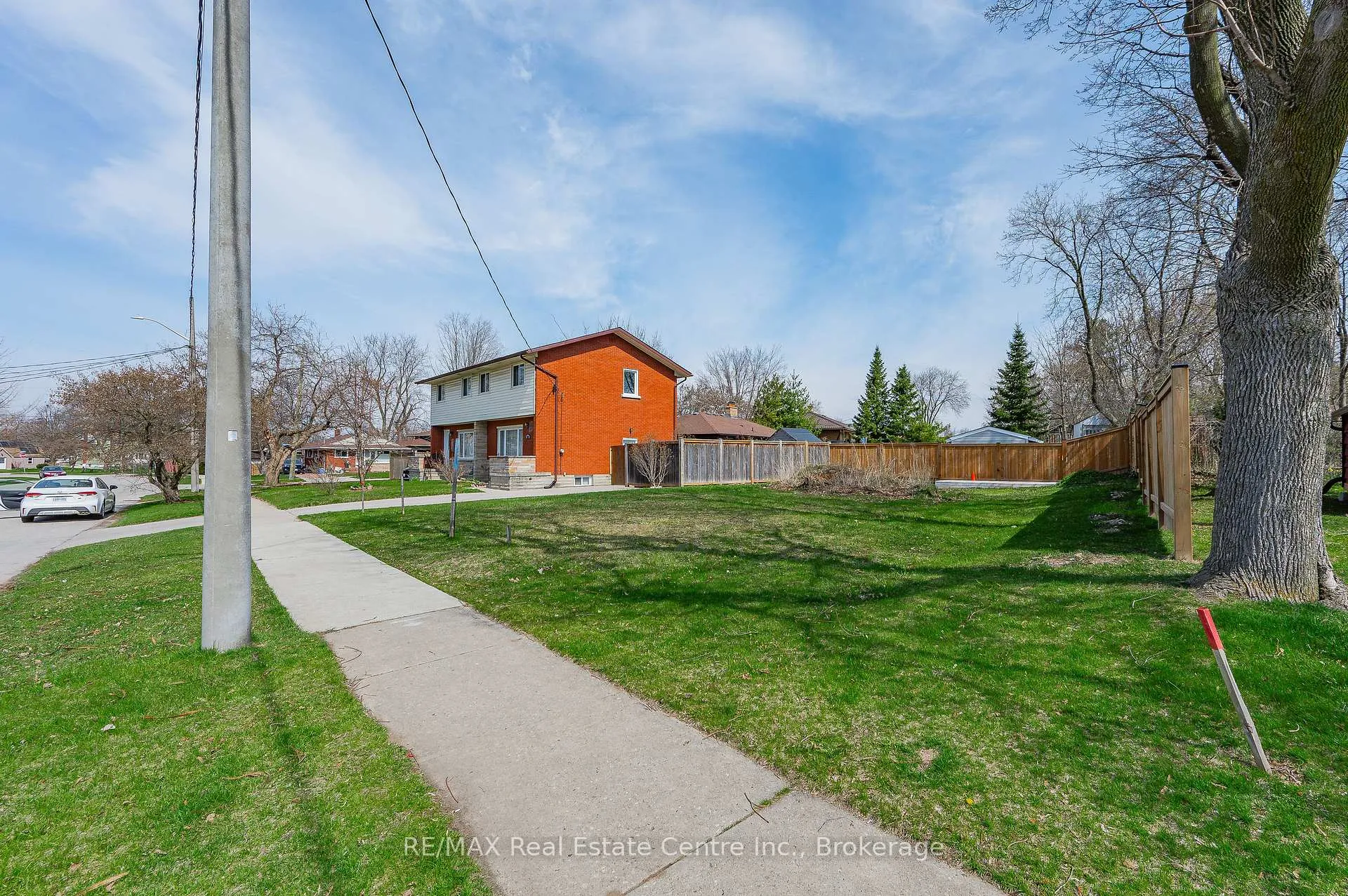 Photo 8 of 332 Prospect Avenue, Kitchener — HOMEH