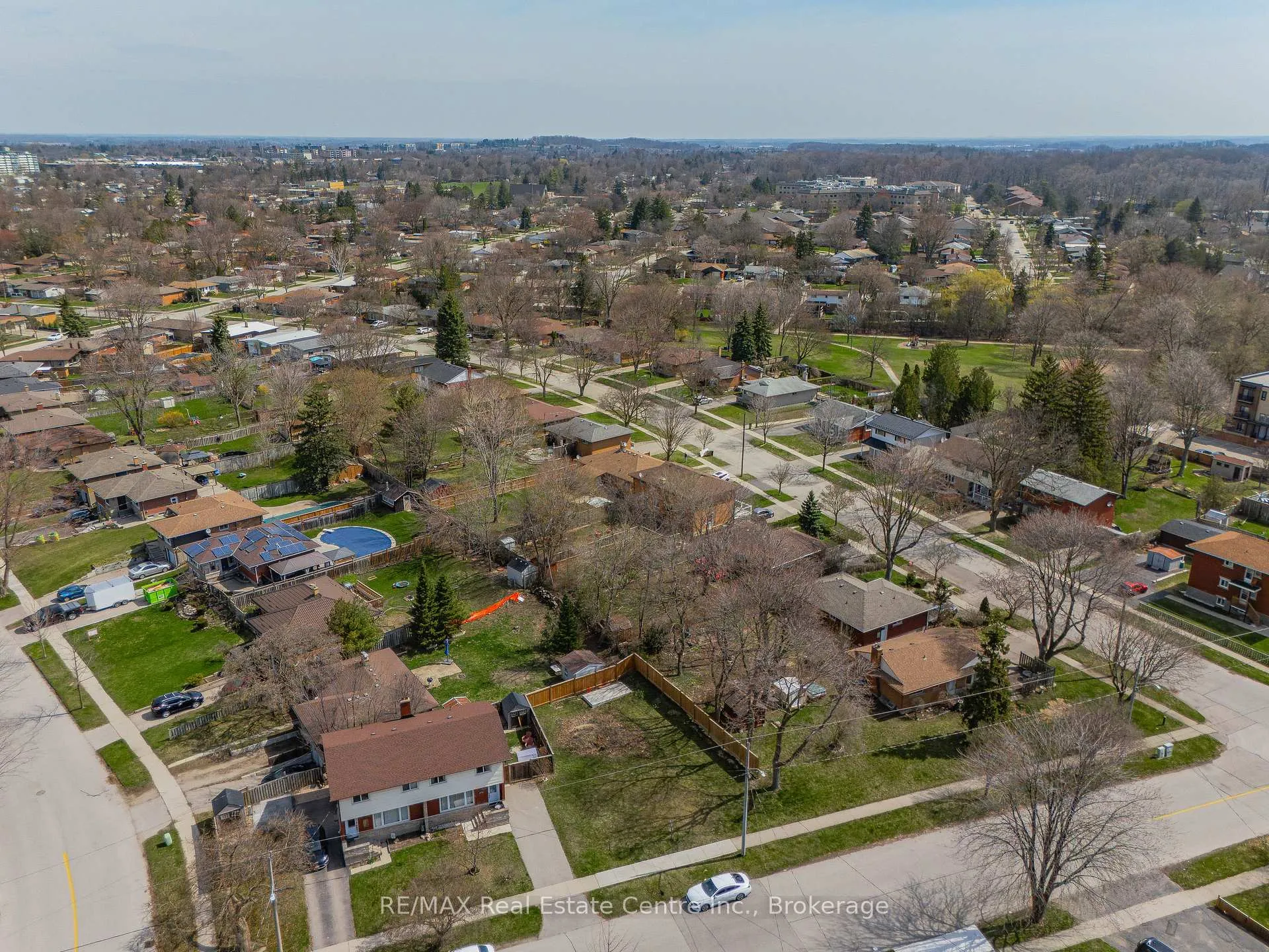 Photo 12 of 332 Prospect Avenue, Kitchener — HOMEH