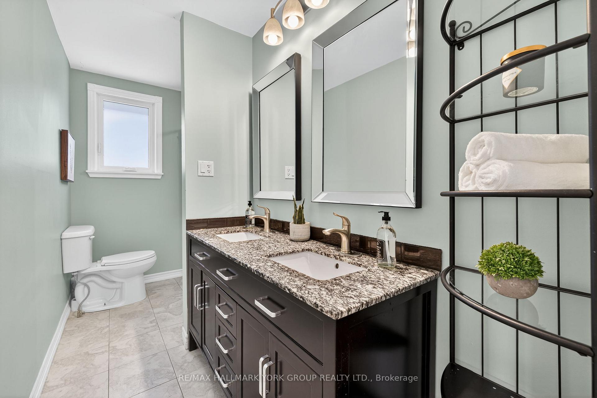Photo 11 of 681 Lake Drive S, Georgina, Keswick South — HOMEH