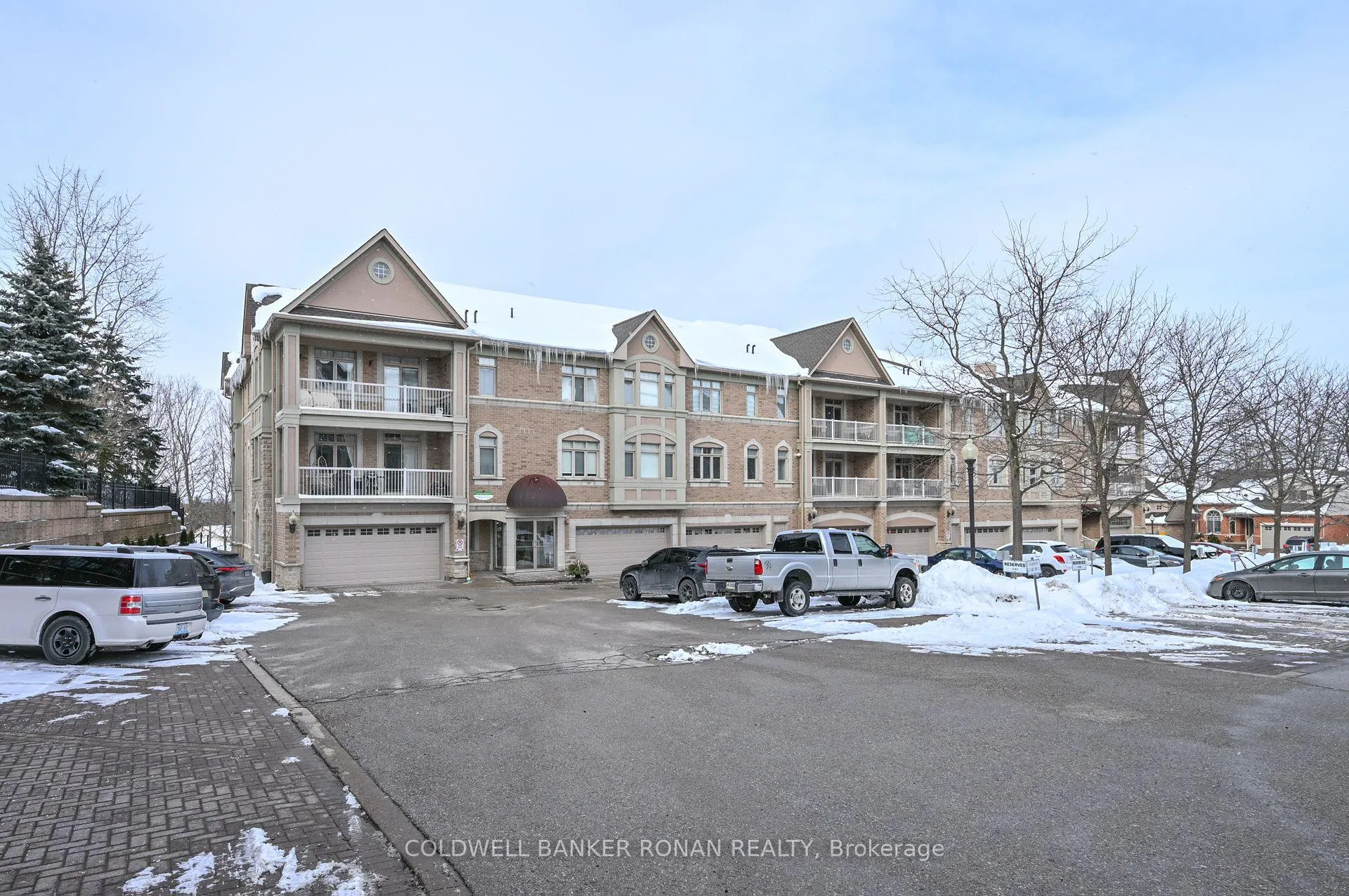 Photo 1 of Unit 203, 78 Sunset Boulevard, New Tecumseth, Alliston — HOMEH