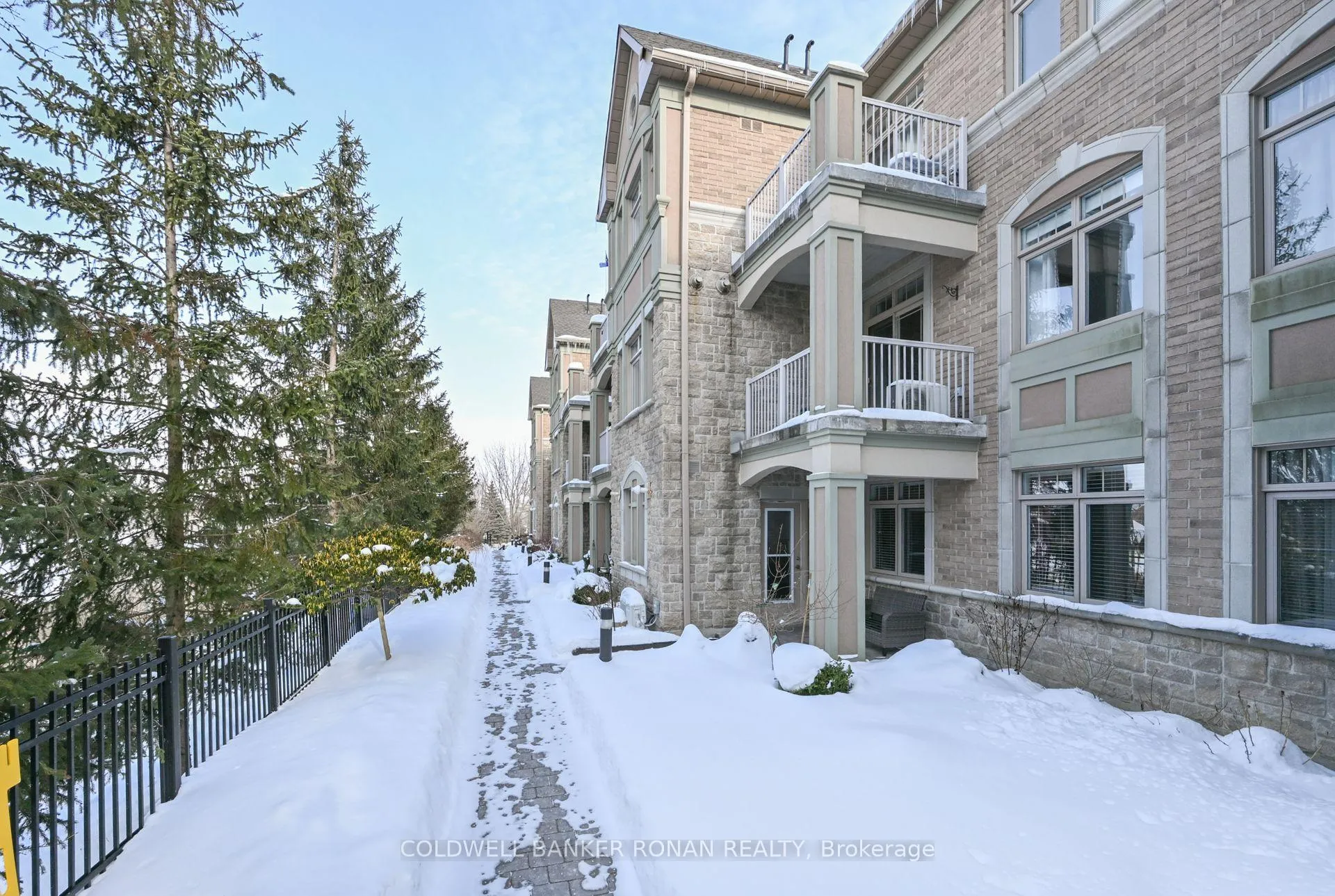 Photo 17 of Unit 203, 78 Sunset Boulevard, New Tecumseth, Alliston — HOMEH