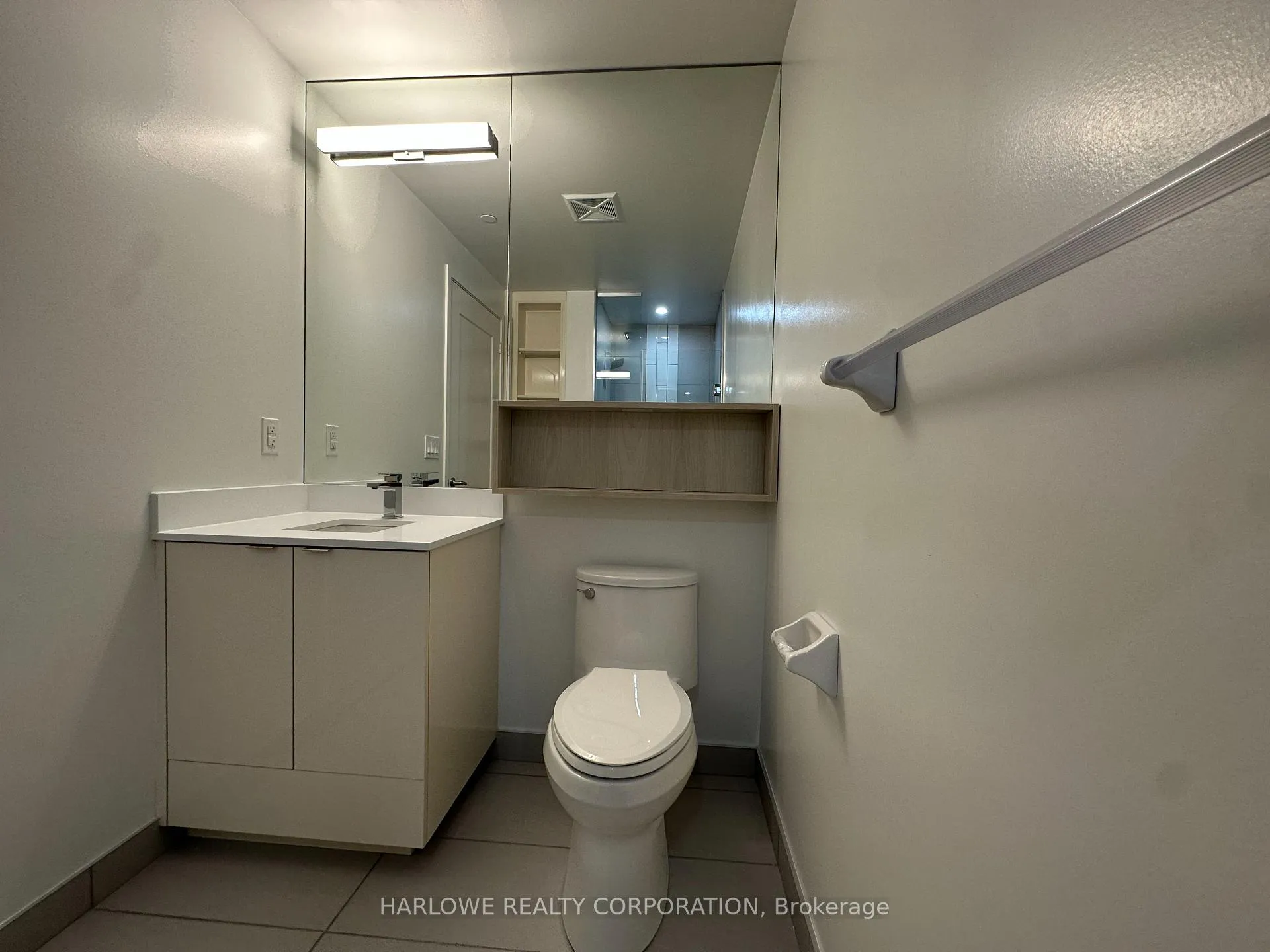 Photo 10 of Unit 2107 E, 70 Princess Street E, Toronto, Waterfront Communities — HOMEH