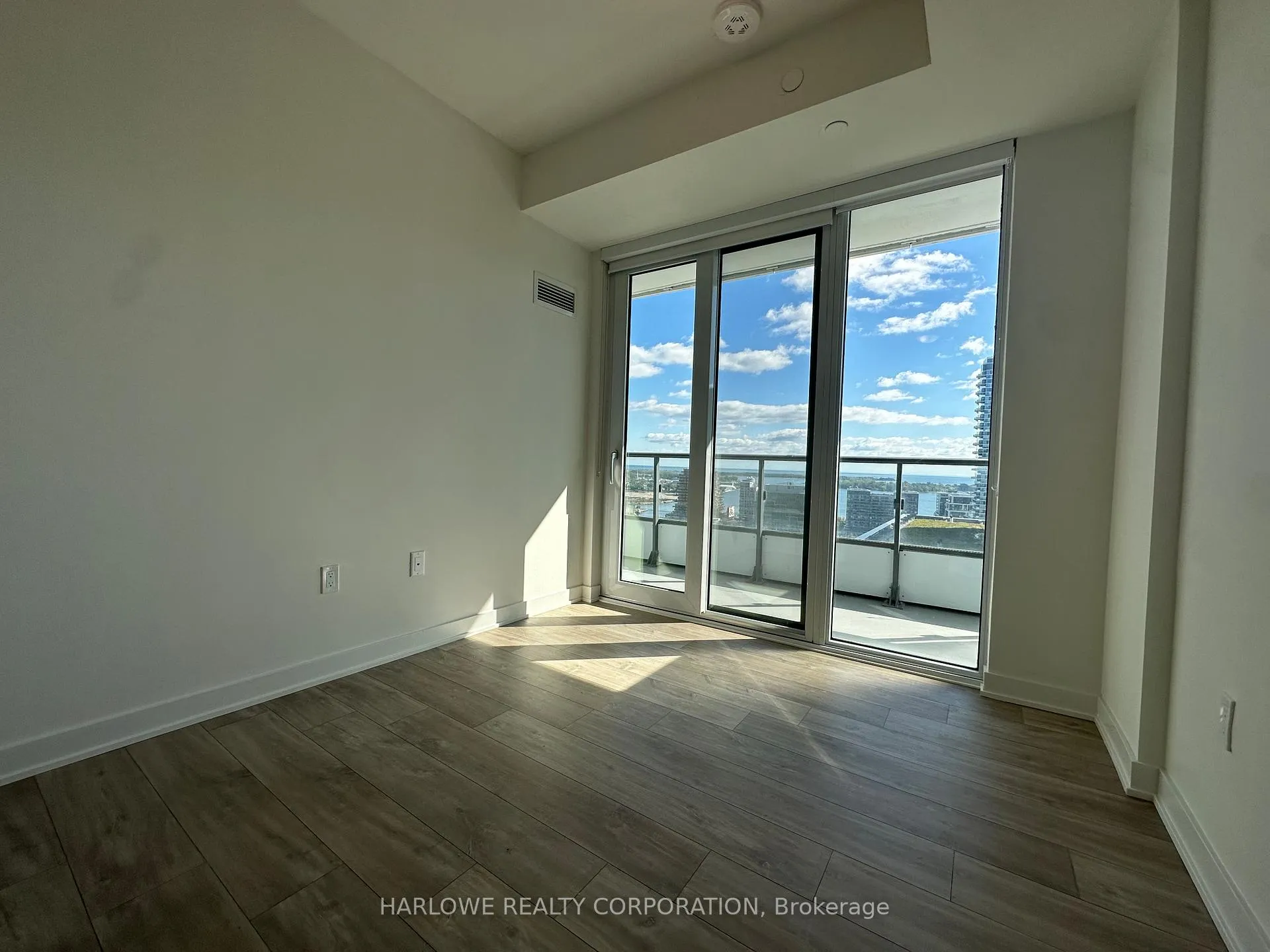 Photo 16 of Unit 2107 E, 70 Princess Street E, Toronto, Waterfront Communities — HOMEH