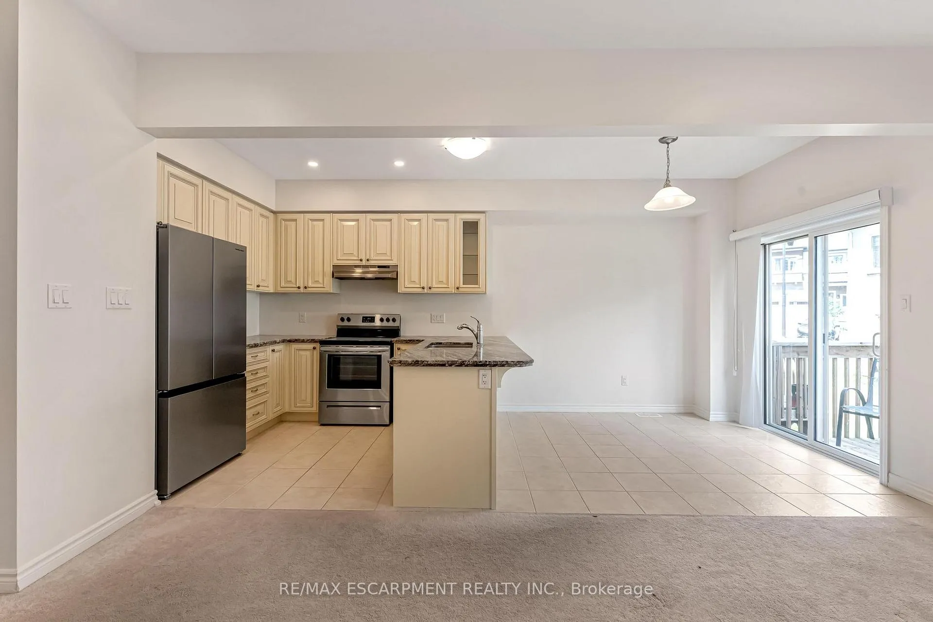Photo 8 of Unit 44, 515 Garner Road W, Hamilton, Ancaster — HOMEH