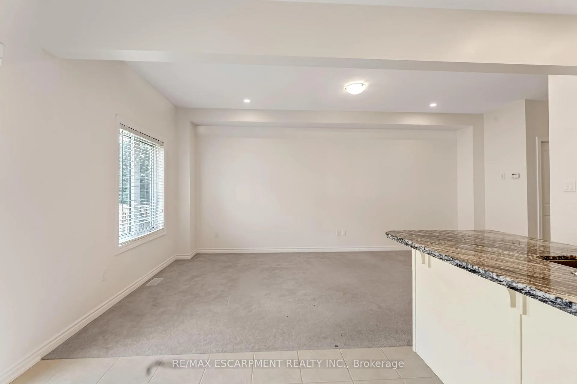 Photo 10 of Unit 44, 515 Garner Road W, Hamilton, Ancaster — HOMEH
