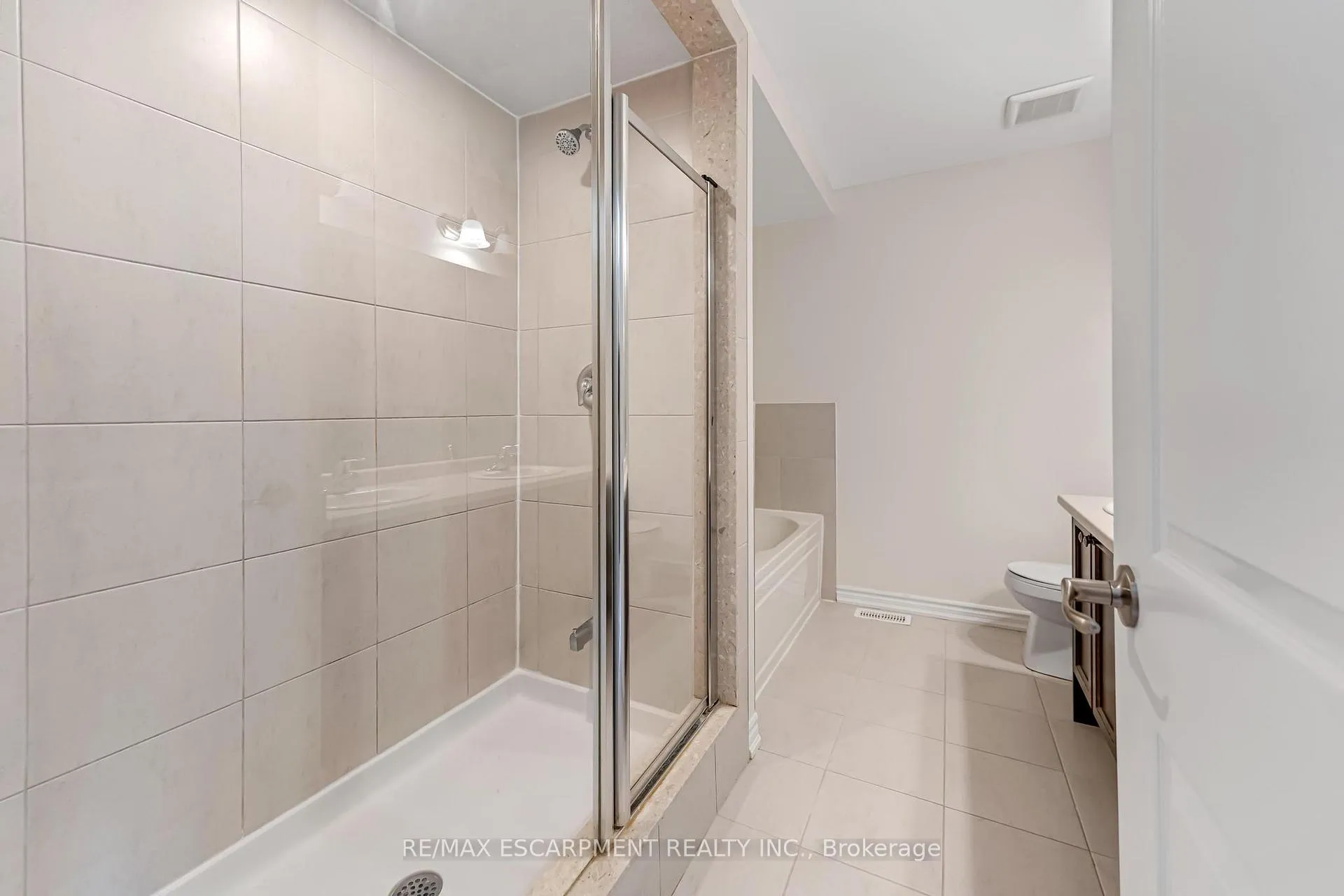 Photo 23 of Unit 44, 515 Garner Road W, Hamilton, Ancaster — HOMEH
