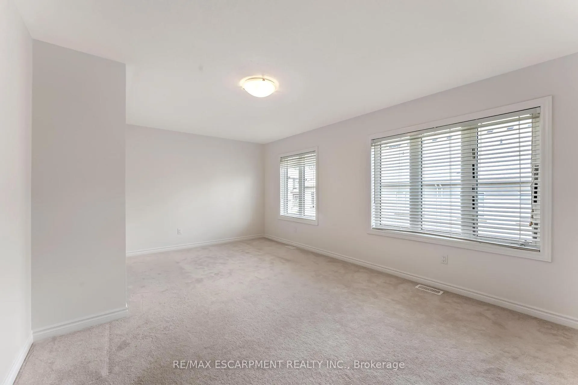 Photo 27 of Unit 44, 515 Garner Road W, Hamilton, Ancaster — HOMEH