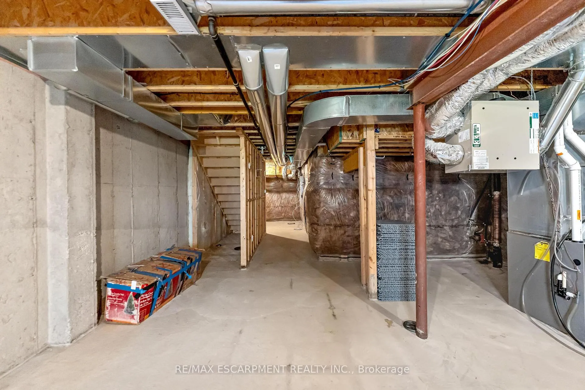 Photo 31 of Unit 44, 515 Garner Road W, Hamilton, Ancaster — HOMEH