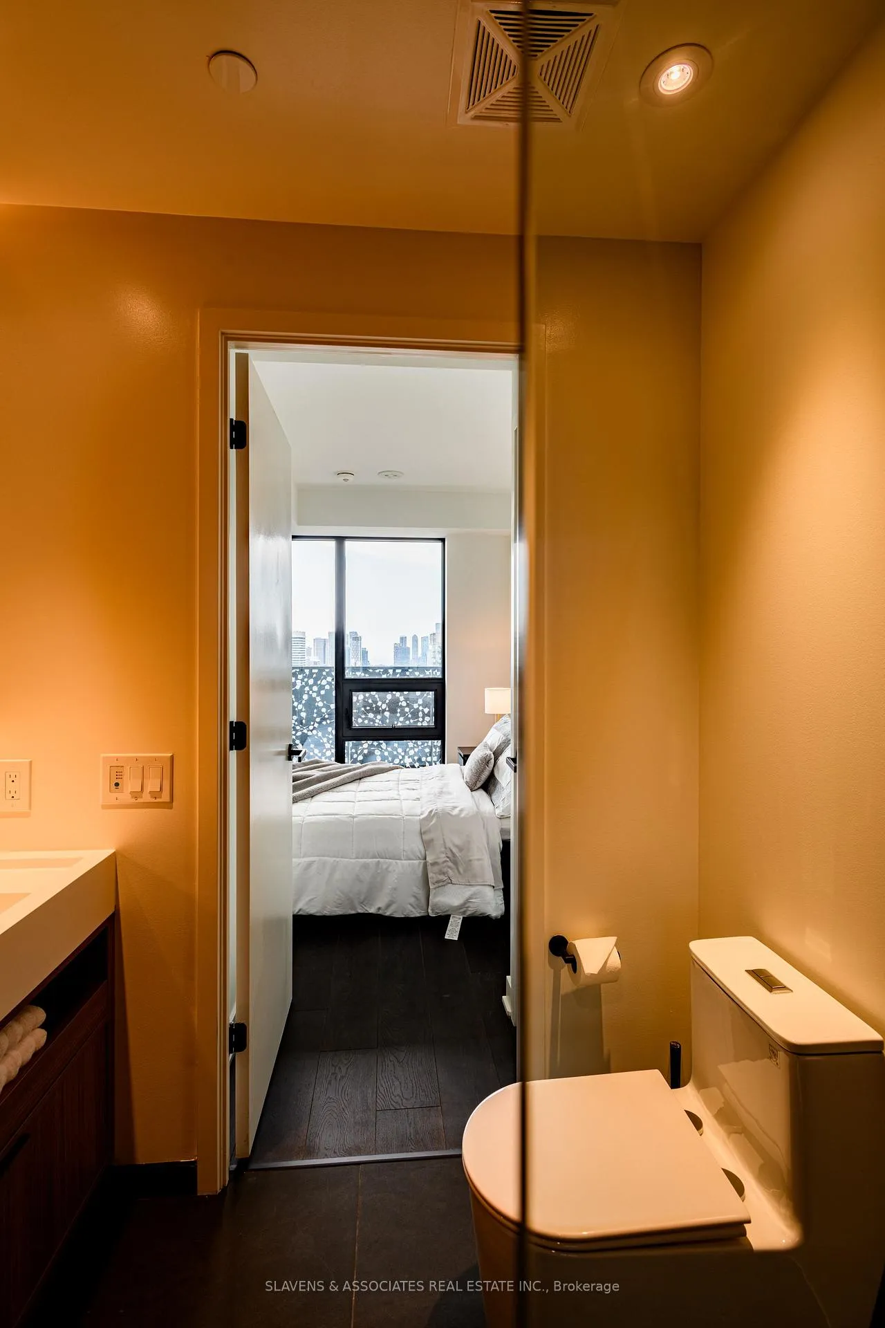 Photo 20 of Unit 3204, 55 Charles Street E, Toronto, Church-Yonge Corridor — HOMEH