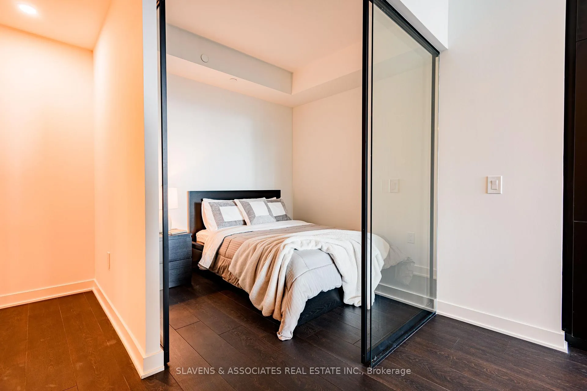 Photo 26 of Unit 3204, 55 Charles Street E, Toronto, Church-Yonge Corridor — HOMEH