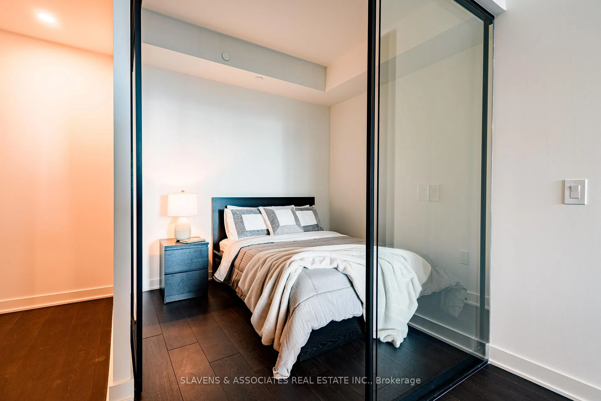 Photo 27 of Unit 3204, 55 Charles Street E, Toronto, Church-Yonge Corridor — HOMEH
