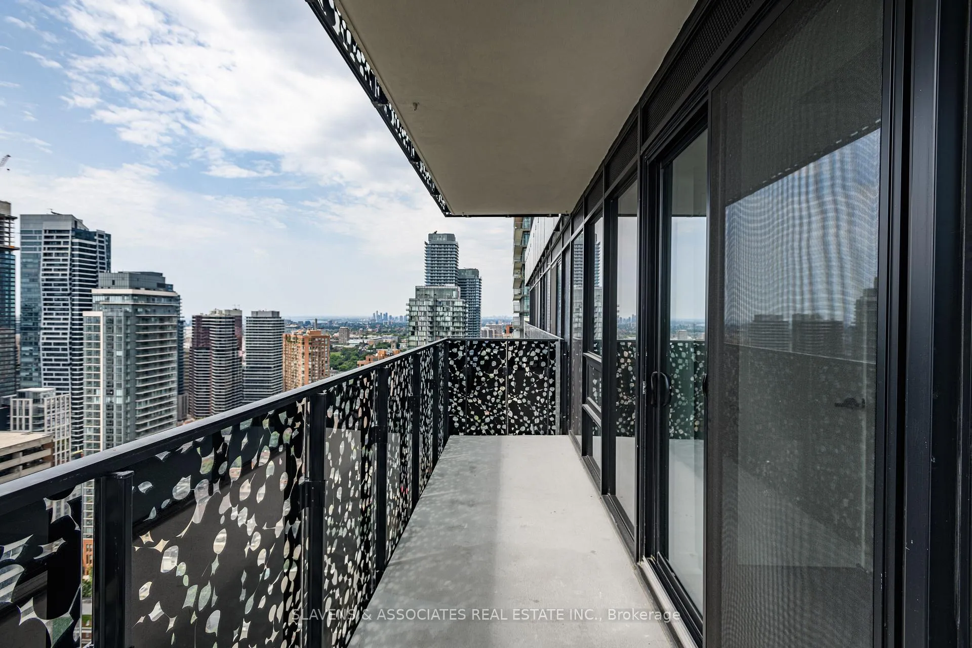 Photo 32 of Unit 3204, 55 Charles Street E, Toronto, Church-Yonge Corridor — HOMEH