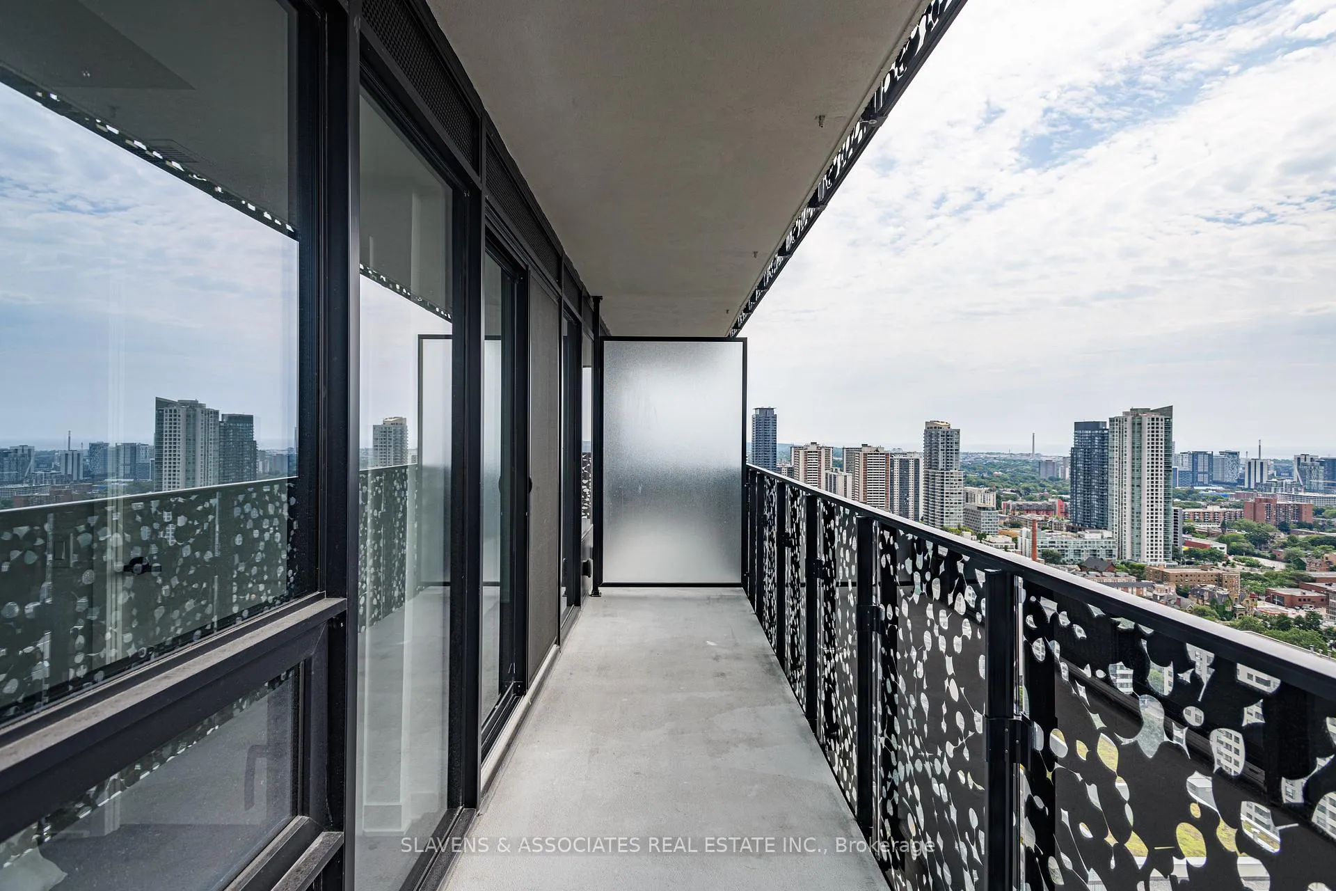 Photo 34 of Unit 3204, 55 Charles Street E, Toronto, Church-Yonge Corridor — HOMEH