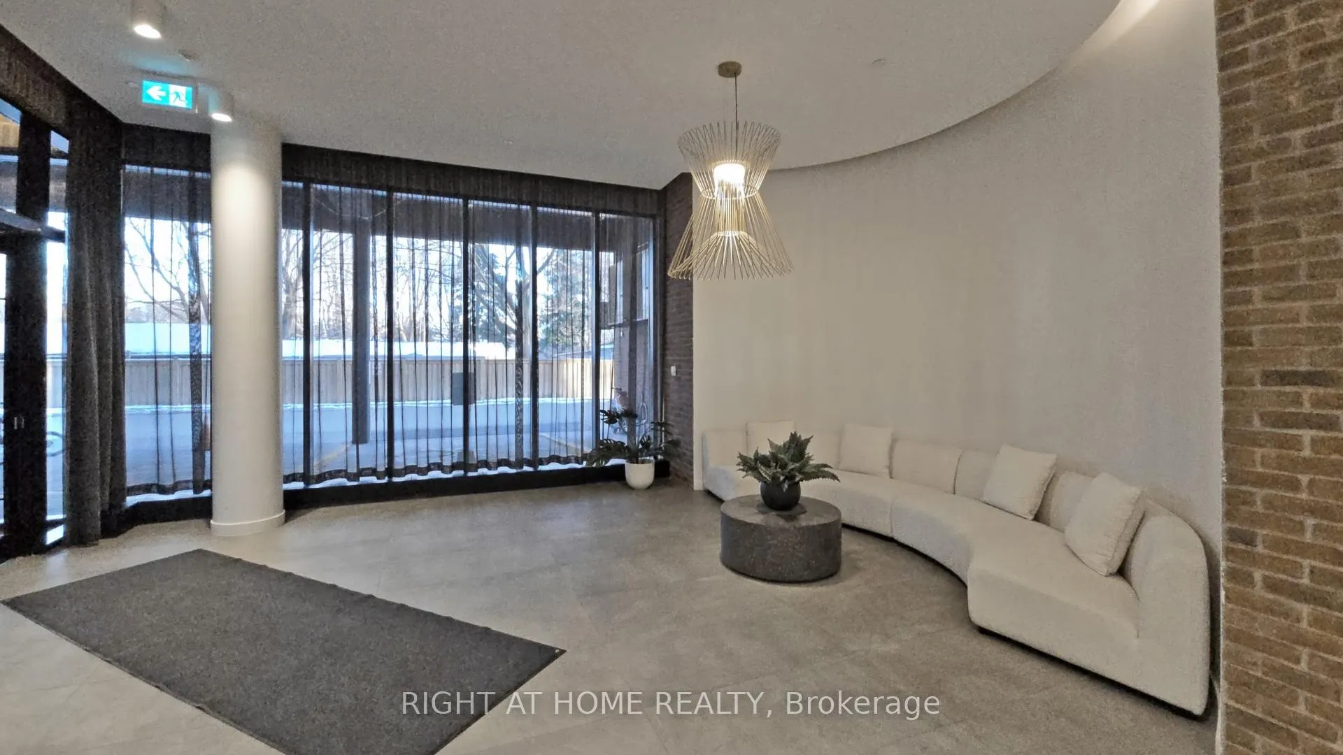 Photo 3 of Unit 306, 2799 Kingston Road, Scarborough, Cliffcrest — HOMEH