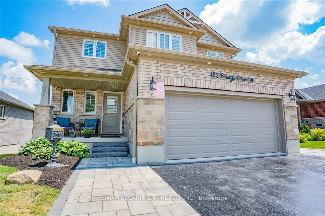 Front of 122 Bridge Crescent