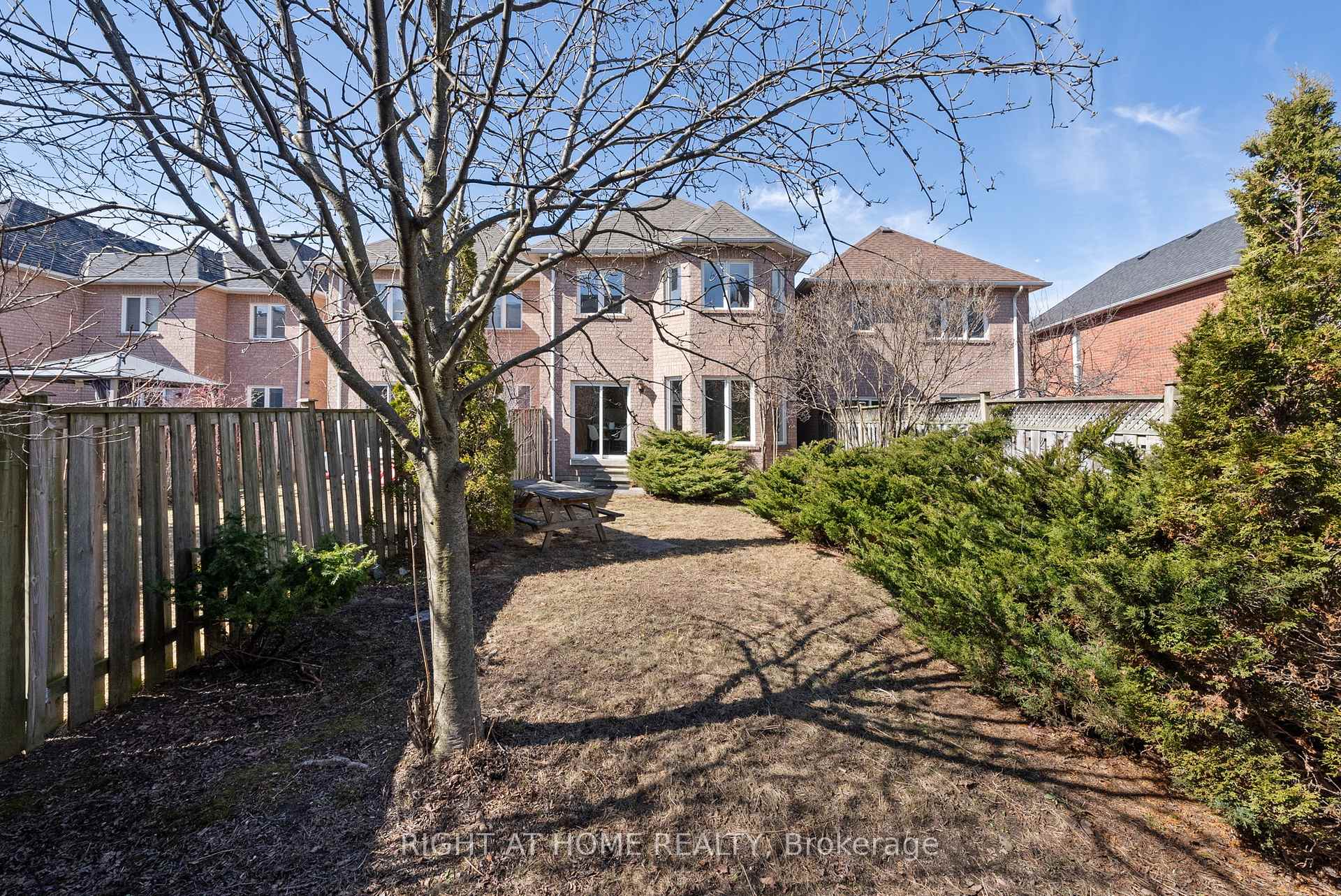 Photo 32 of 100 Dooley Crescent, Ajax, Northwest Ajax — HOMEH