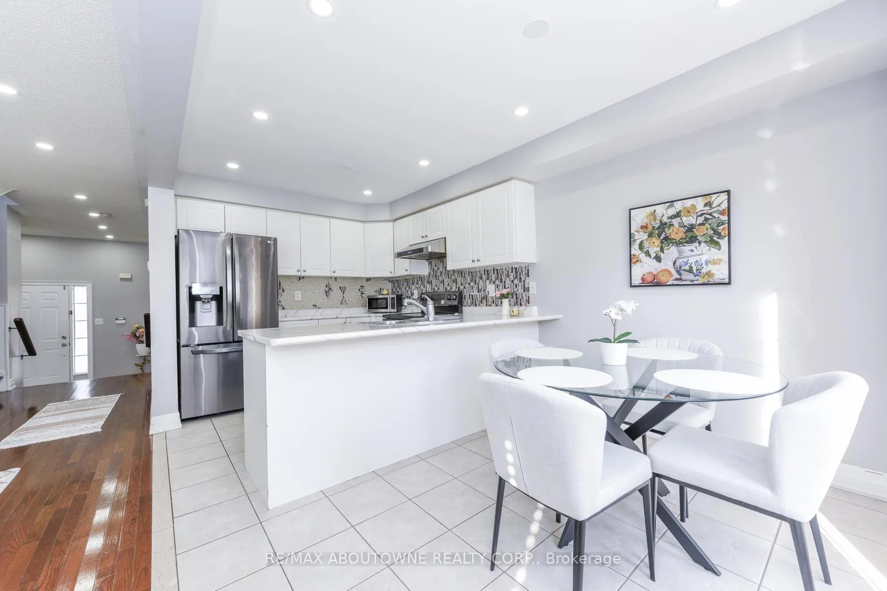 Photo 20 of 32 Lockheed Crescent, Brampton, Fletcher's Meadow — HOMEH
