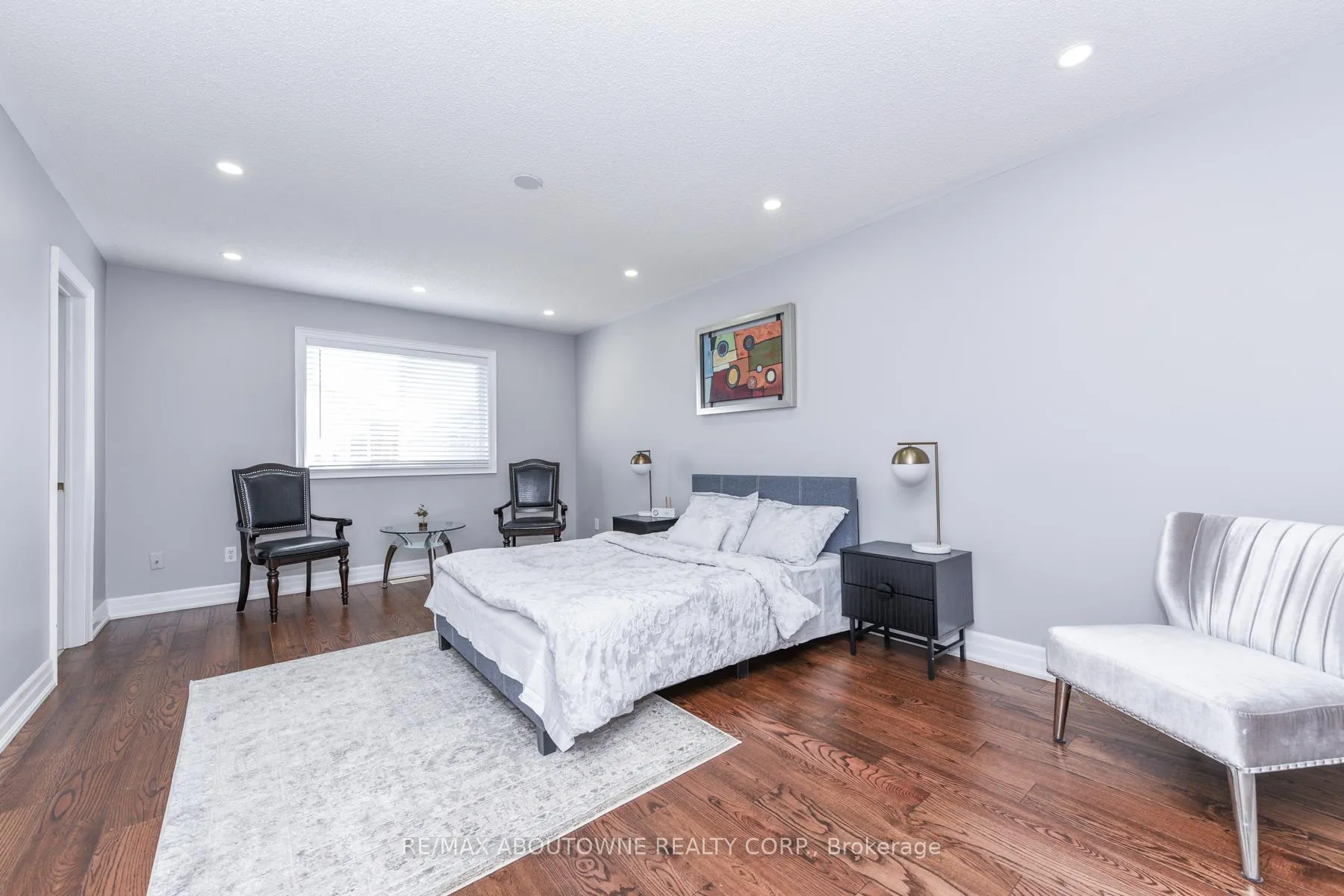 Photo 24 of 32 Lockheed Crescent, Brampton, Fletcher's Meadow — HOMEH