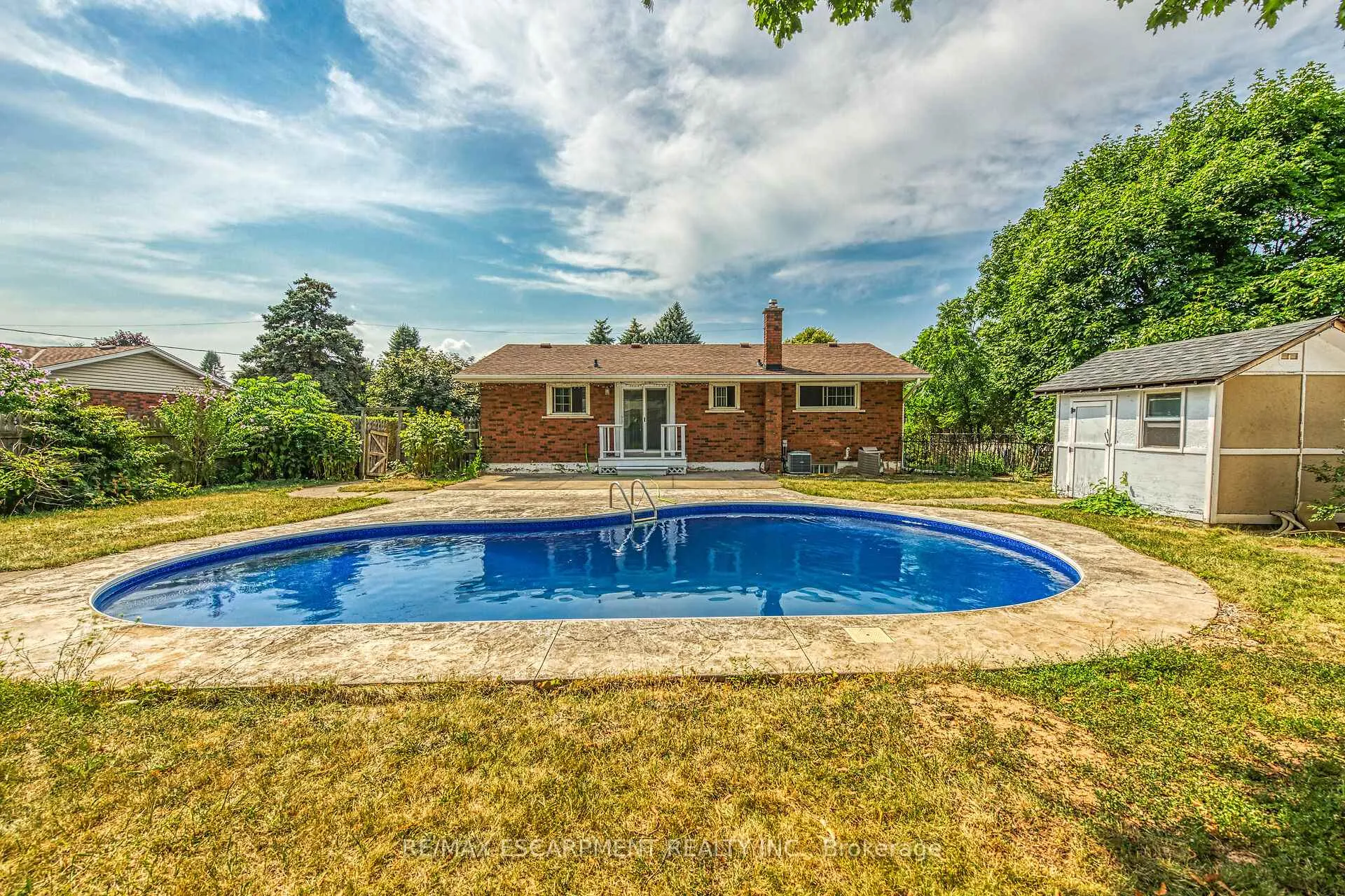 Photo 41 of 46 Oriole Crescent, Grimsby, Grimsby West — HOMEH