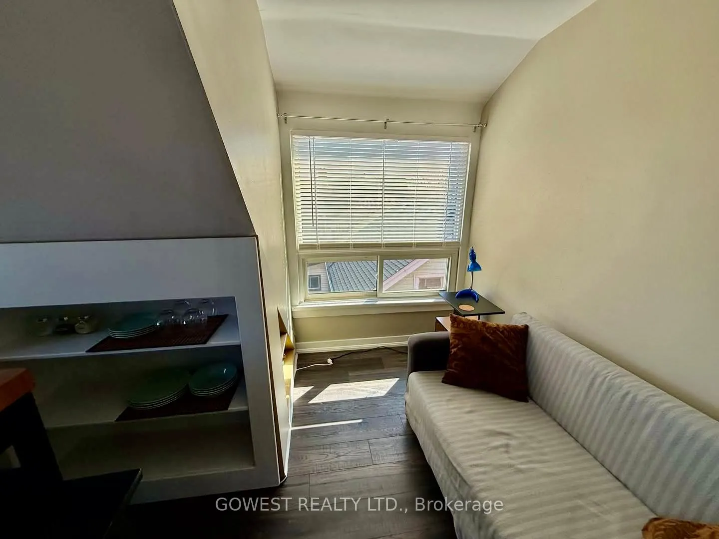 Photo 8 of Unit 3, 29 Cliff Avenue, Hamilton, Eastmount — HOMEH