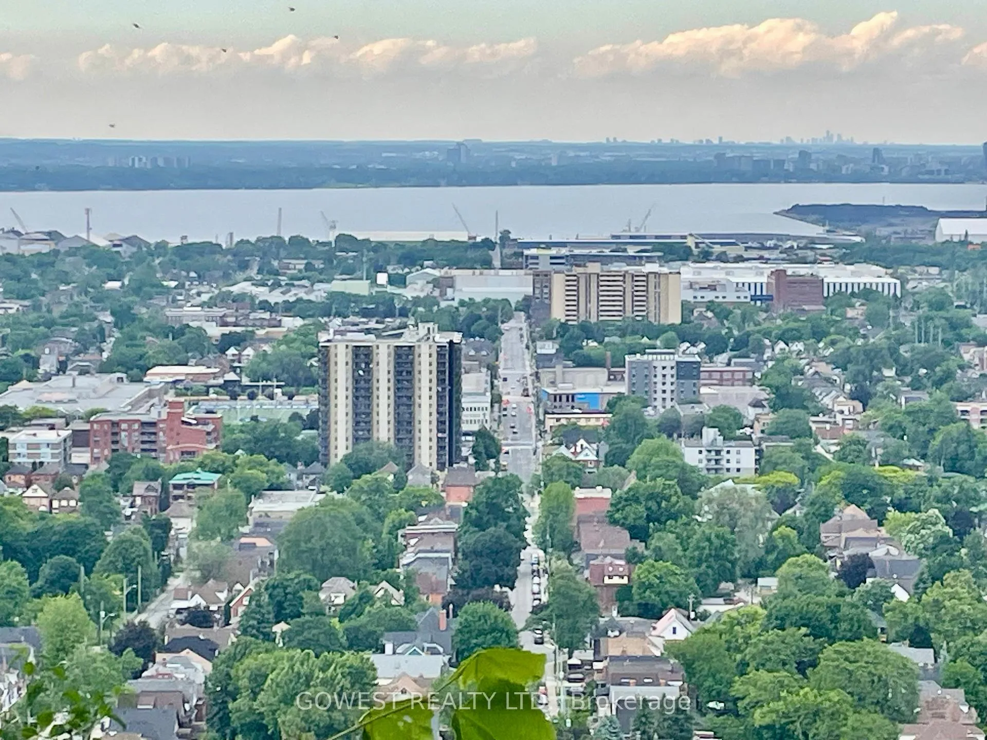 Photo 13 of Unit 3, 29 Cliff Avenue, Hamilton, Eastmount — HOMEH