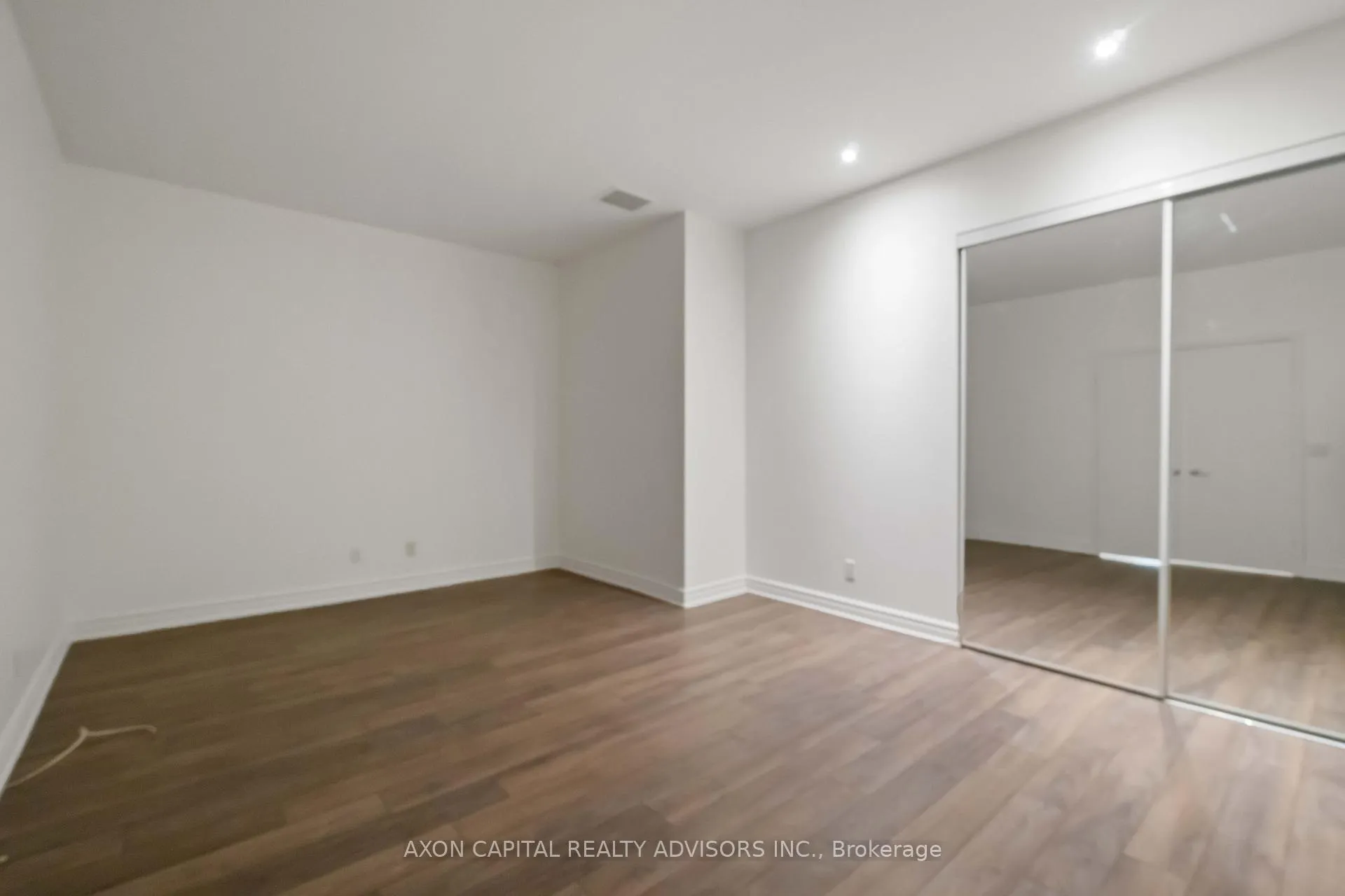 Photo 5 of Unit 1417, 7 King Street E, Toronto, Church-Yonge Corridor — HOMEH
