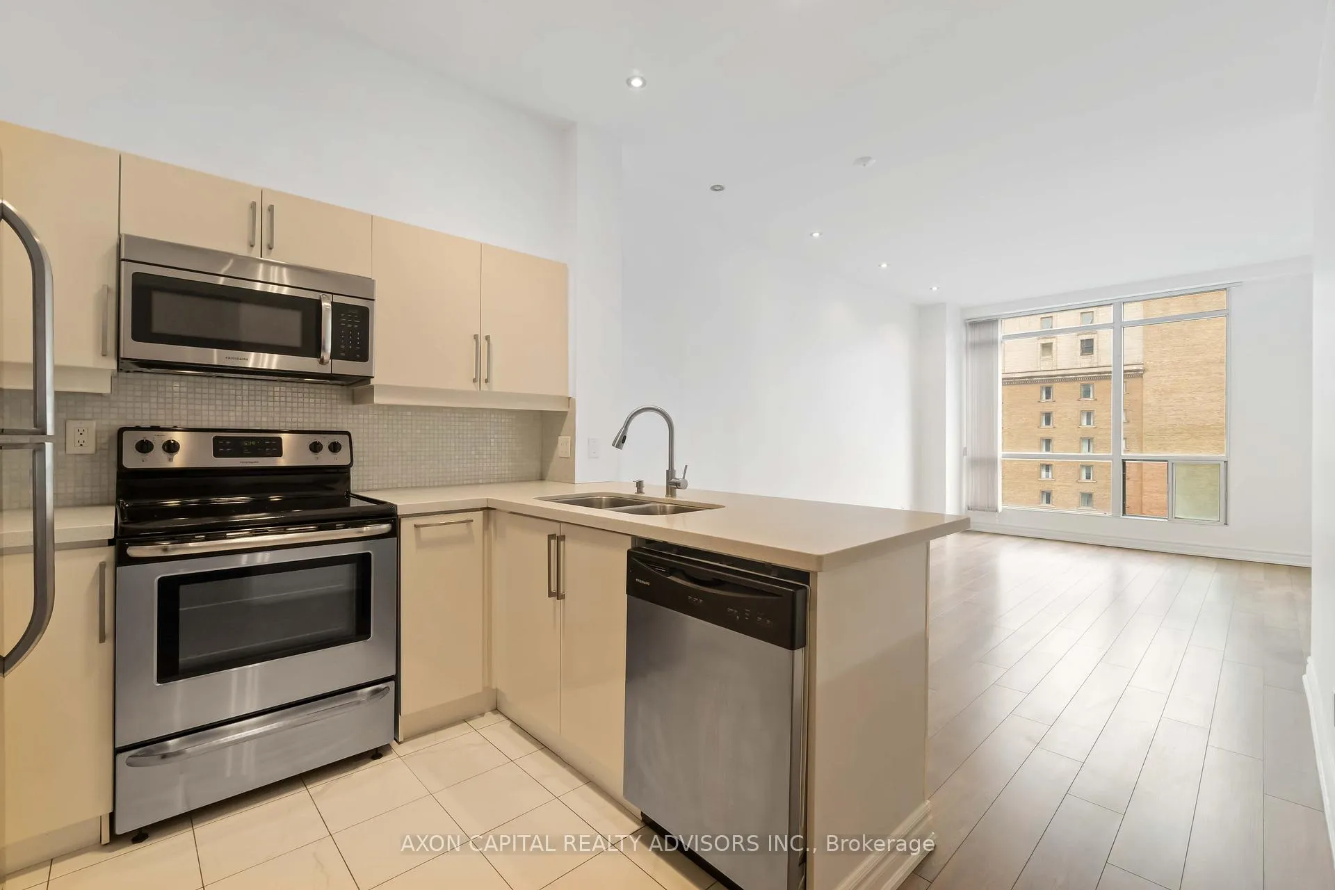 Photo 7 of Unit 1417, 7 King Street E, Toronto, Church-Yonge Corridor — HOMEH