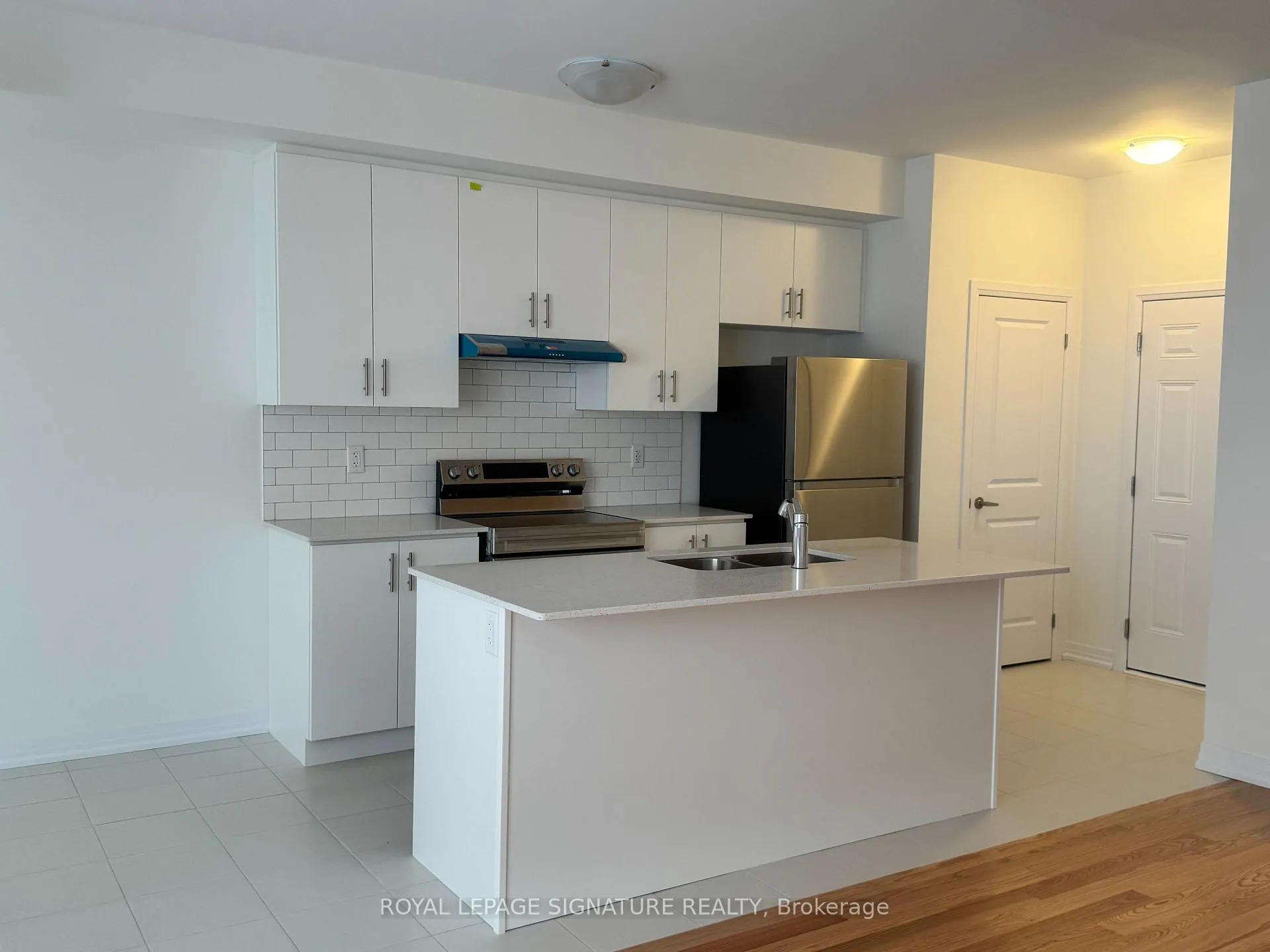 Photo 13 of 9 Lemon Avenue, Thorold, Hurricane/Merrittville — HOMEH