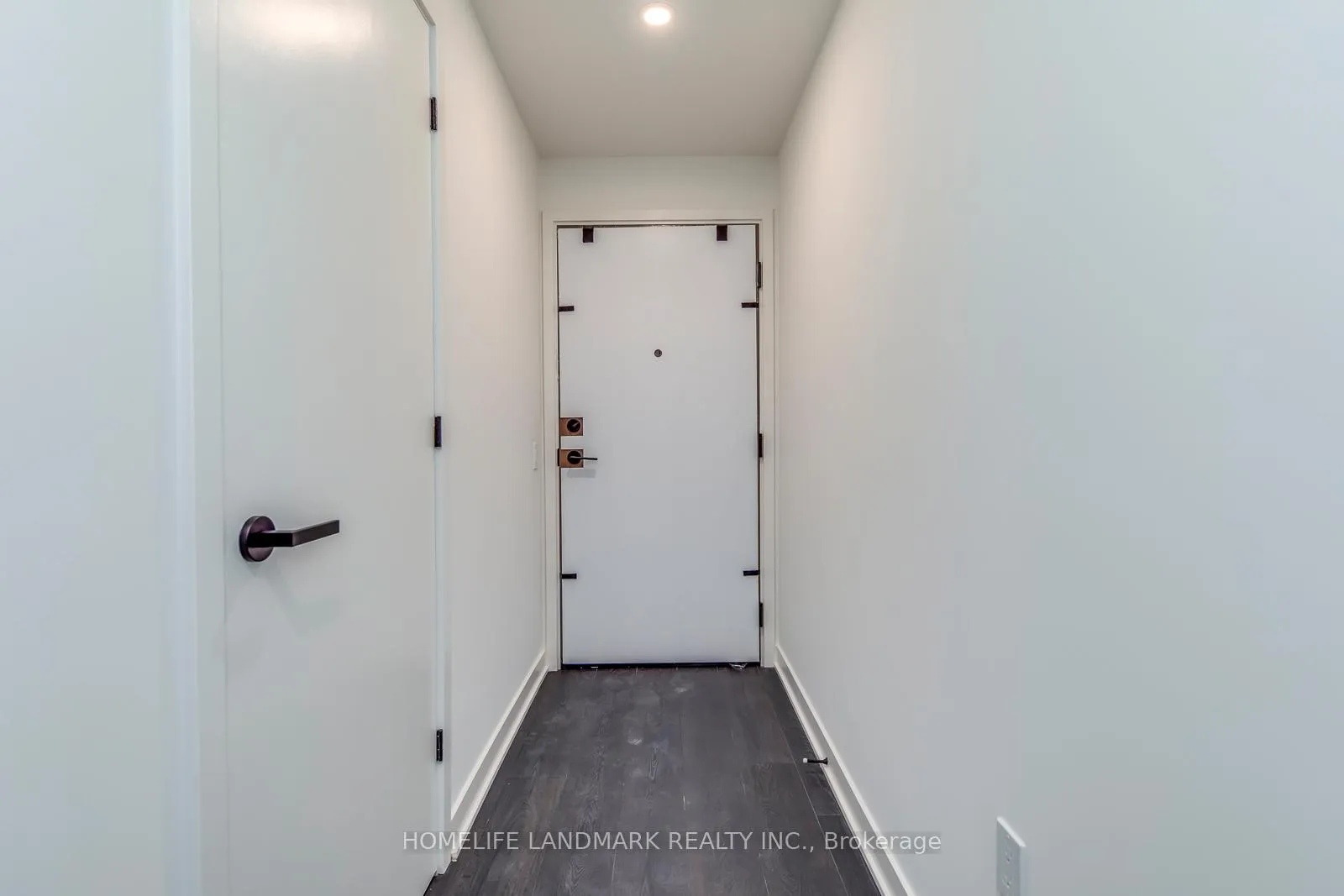 Photo 4 of Unit 4103, 55 Charles Street E, Toronto, Church-Yonge Corridor — HOMEH
