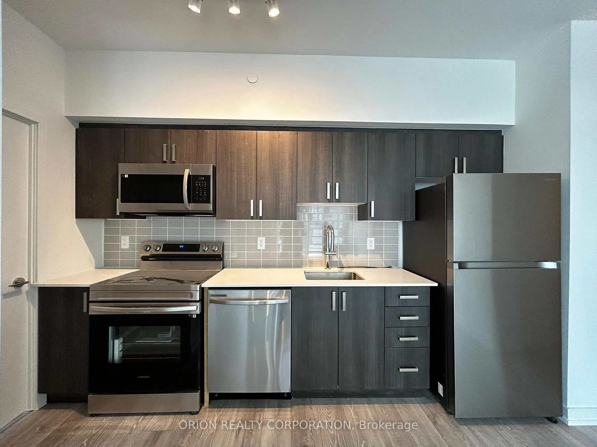 Photo 3 of Unit 2308, 1455 Celebration Drive, Pickering, Bay Ridges — HOMEH