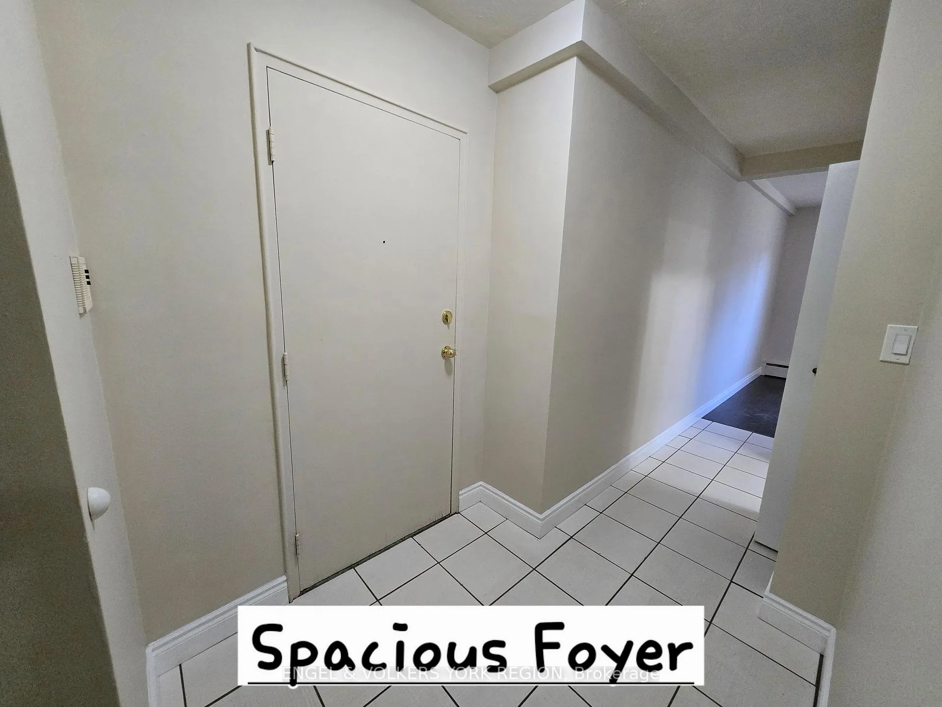 Photo 6 of Unit 101, 416 E 42nd Street, Hamilton, Mohawk — HOMEH