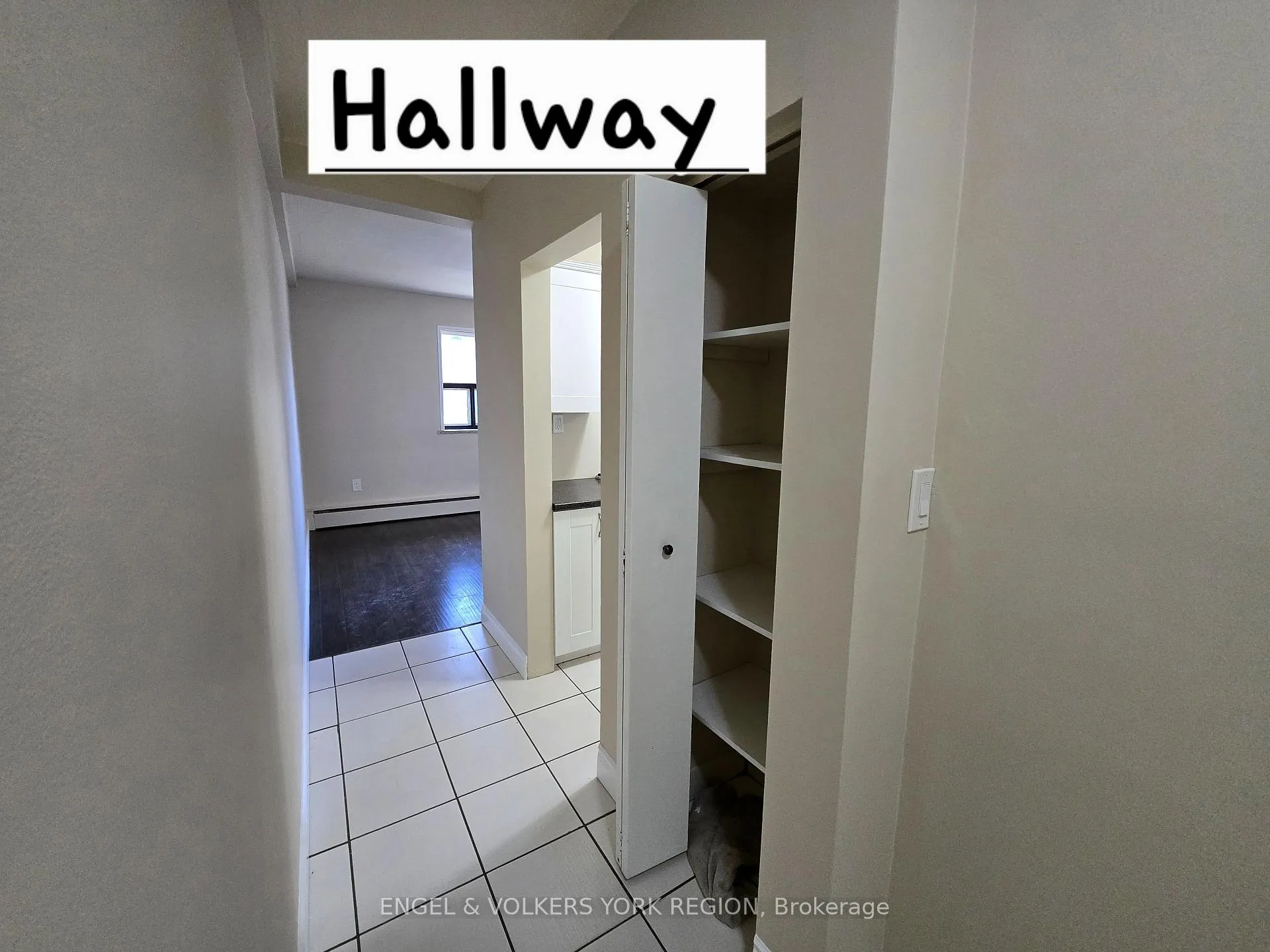 Photo 7 of Unit 101, 416 E 42nd Street, Hamilton, Mohawk — HOMEH