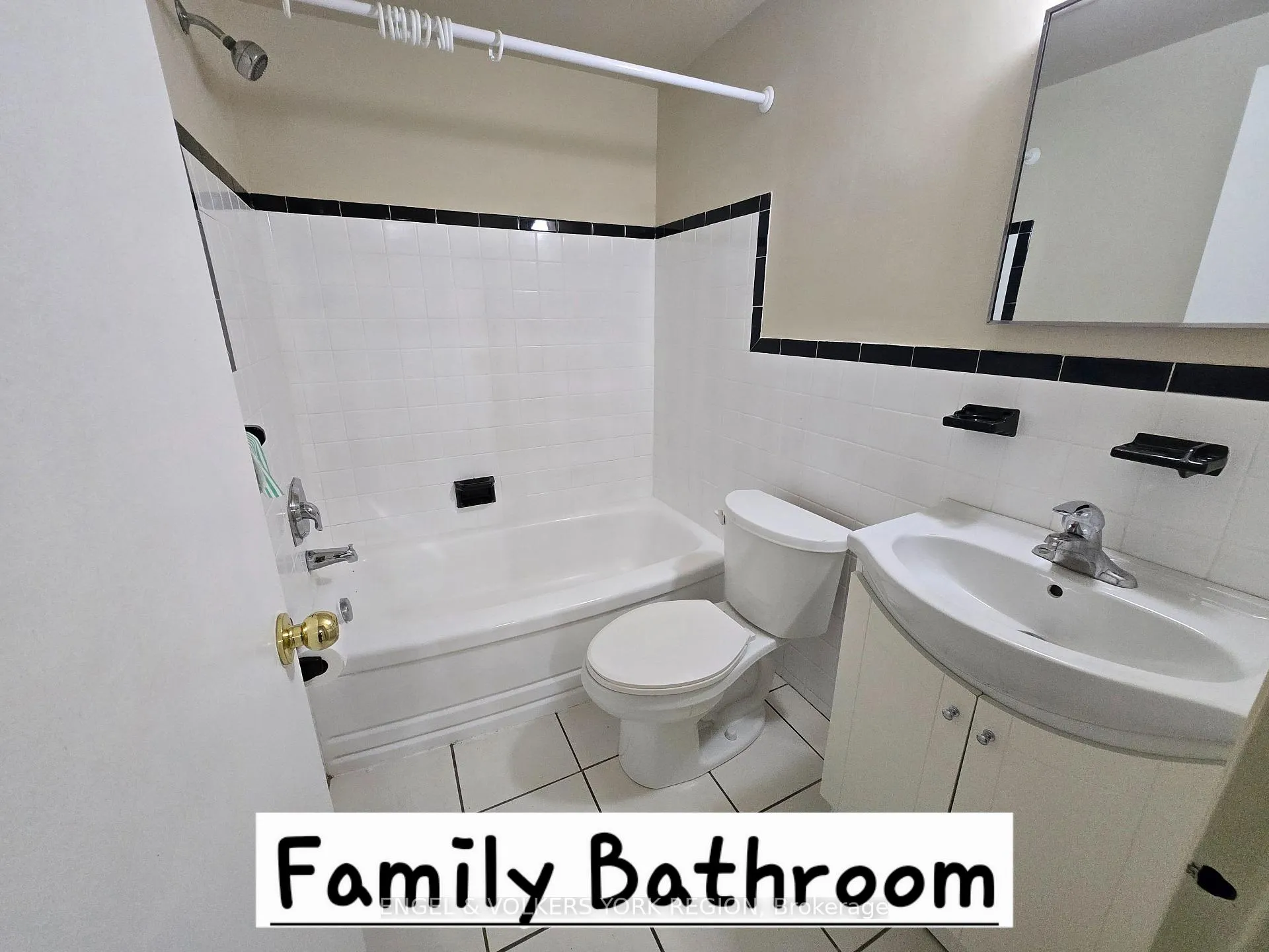 Photo 17 of Unit 101, 416 E 42nd Street, Hamilton, Mohawk — HOMEH